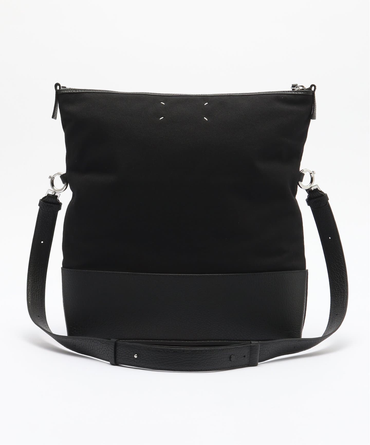 ショルダーバッグ・ポシェット MMF209 5AC HOBO MEDIUM MAISON MARGIELA (メゾン マルジェラ) 5AC HOBO MEDIUM