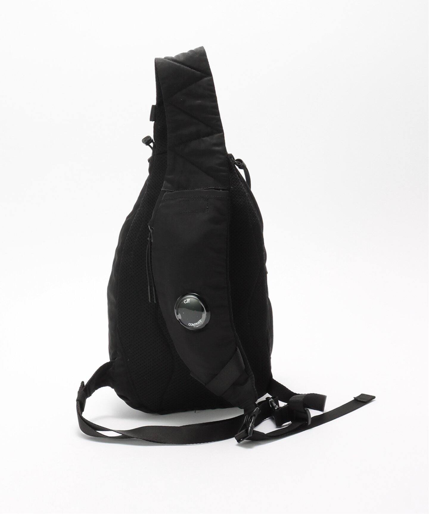 C.P. COMPANY(シーピーカンパニー)NYLON B CROSSBODY RUCKSACK 