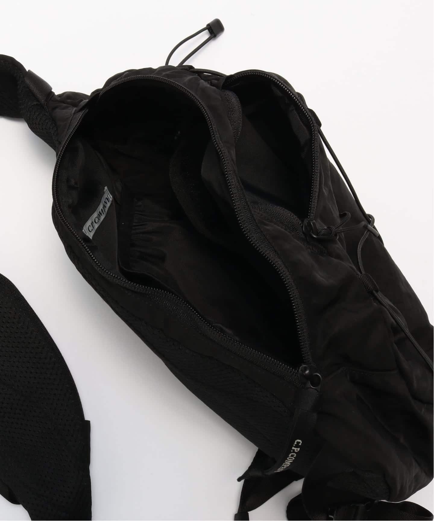 CP COMPANY シーピーカンパニー レンズショルダーバッグ ブラック 楽天市場】C.P. Company(シーピーカンパニー) レンズワッペン