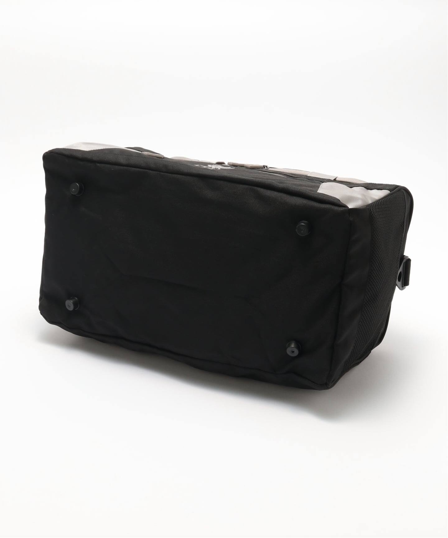 Liverpool FC / リバプール FC】 ESSENTIALS HOLDALL S25ES02