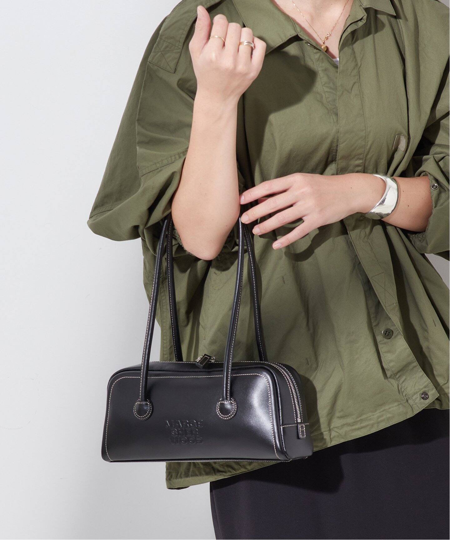 MARGE SHERWOOD/マージシャーウッド】SOFT BAGUETTE BAG：バッグ