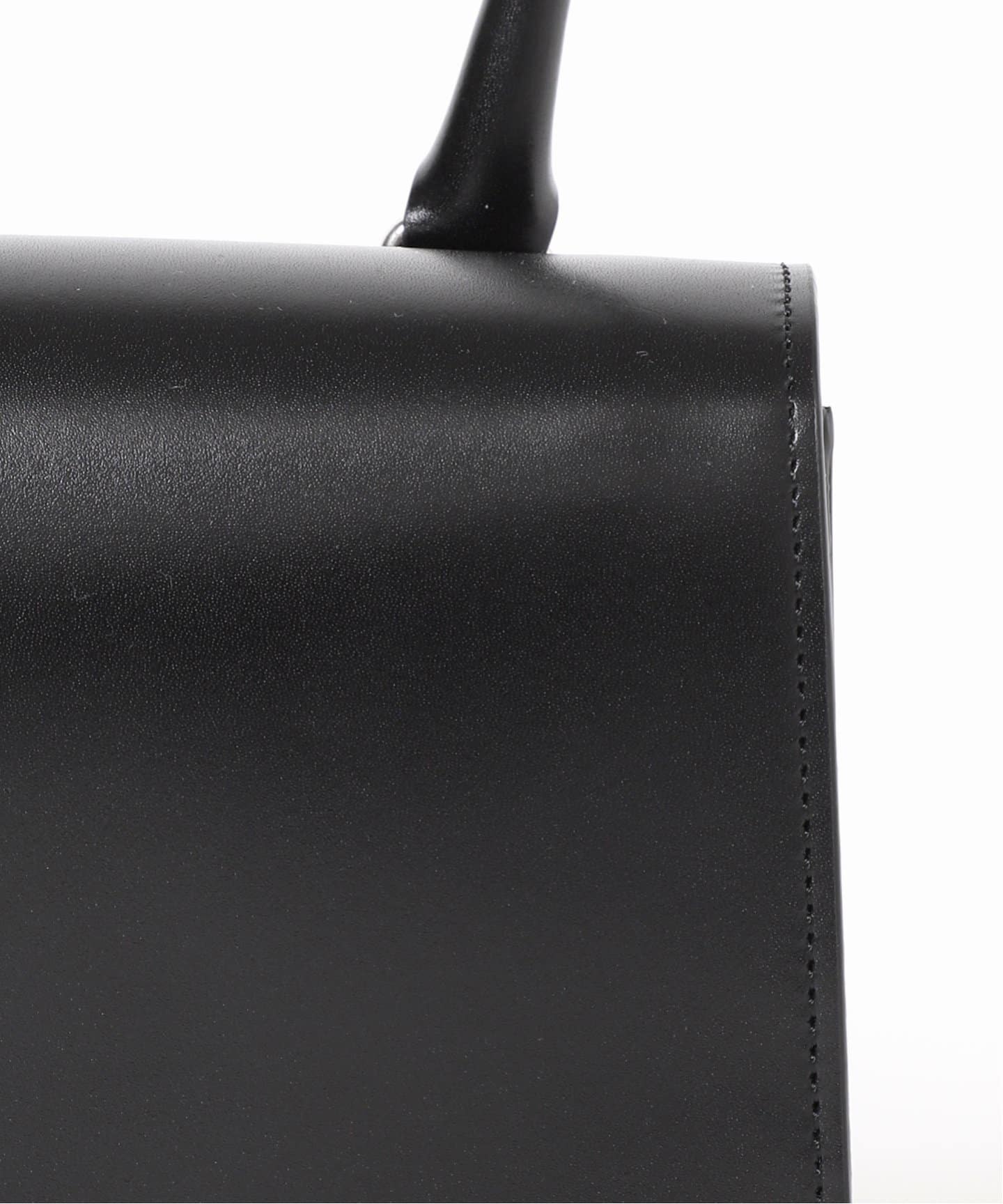 新品Bucket Baggage Long Handle Frapバッグ 白 予約》【Bucket Baggage】Long Handle Frap Bag：ショルダー