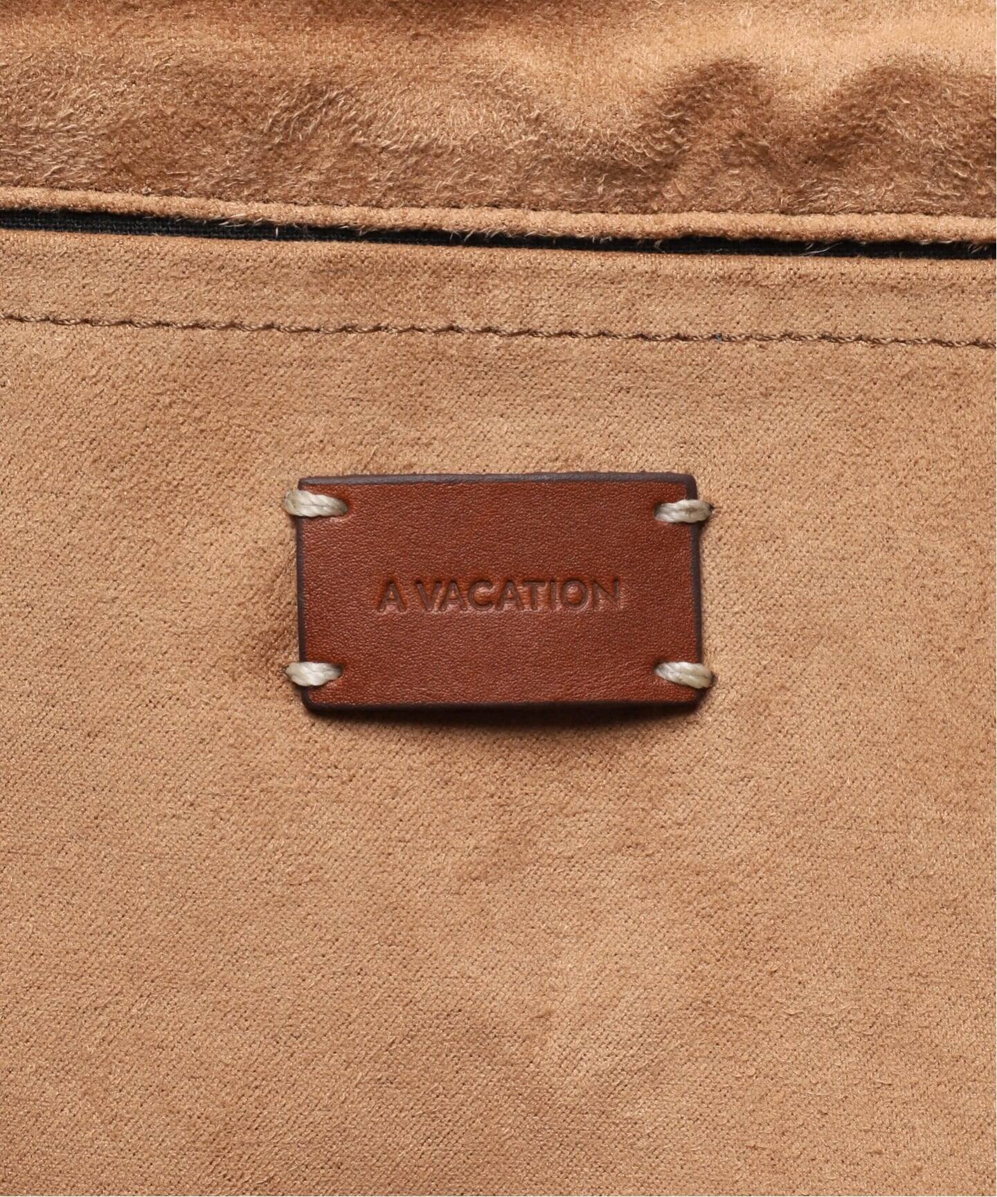 別注》【A VACATION】CLUB BAG L BROWN LEO：トートバッグ（トート