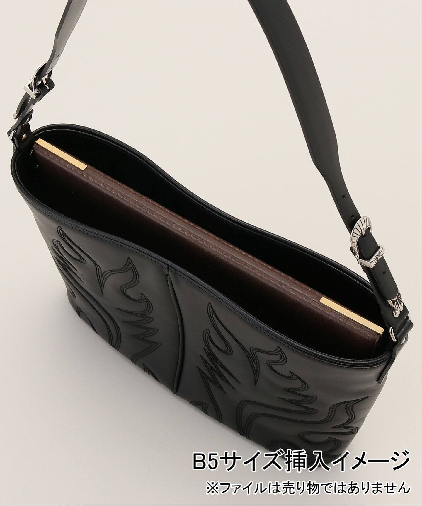 TOGA TOO WESTERN SHOULDER BAGバッグ