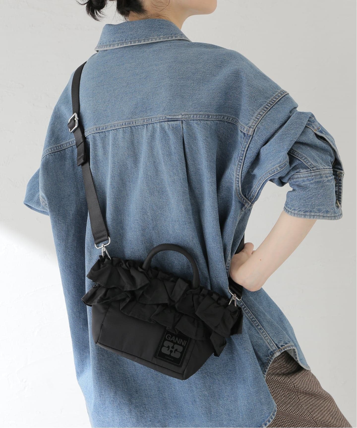 GANNI/ガニー】 Mini Shopper Ruffle（ハンドバッグ）｜JOURNAL