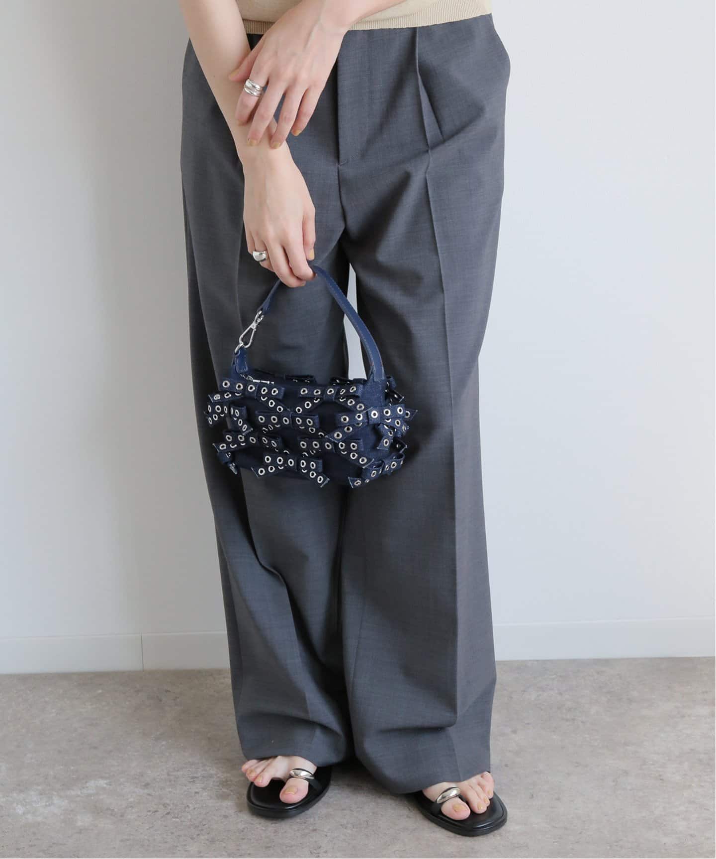Ganni ハンドバッグ ガニー GANNI BUTTERFLY MEDIUM POUCH SATIN レディース バック