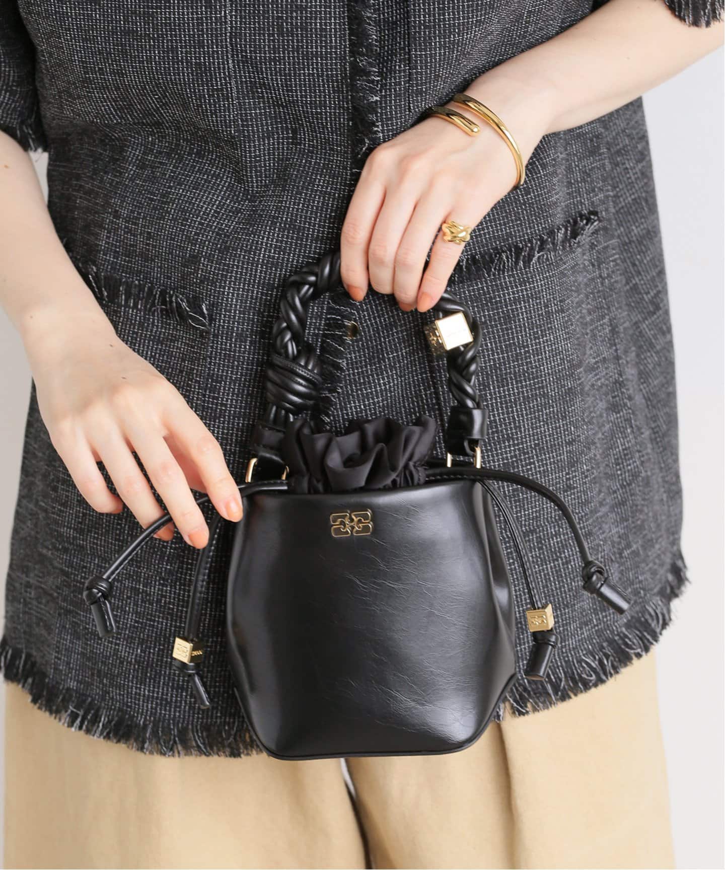 GANNI ガニー Bou Bucket Mini Crinckle ショルダーバッグ GANNI/ガニー】Bou Bucket Mini Crinckle Oleatex：ショルダー