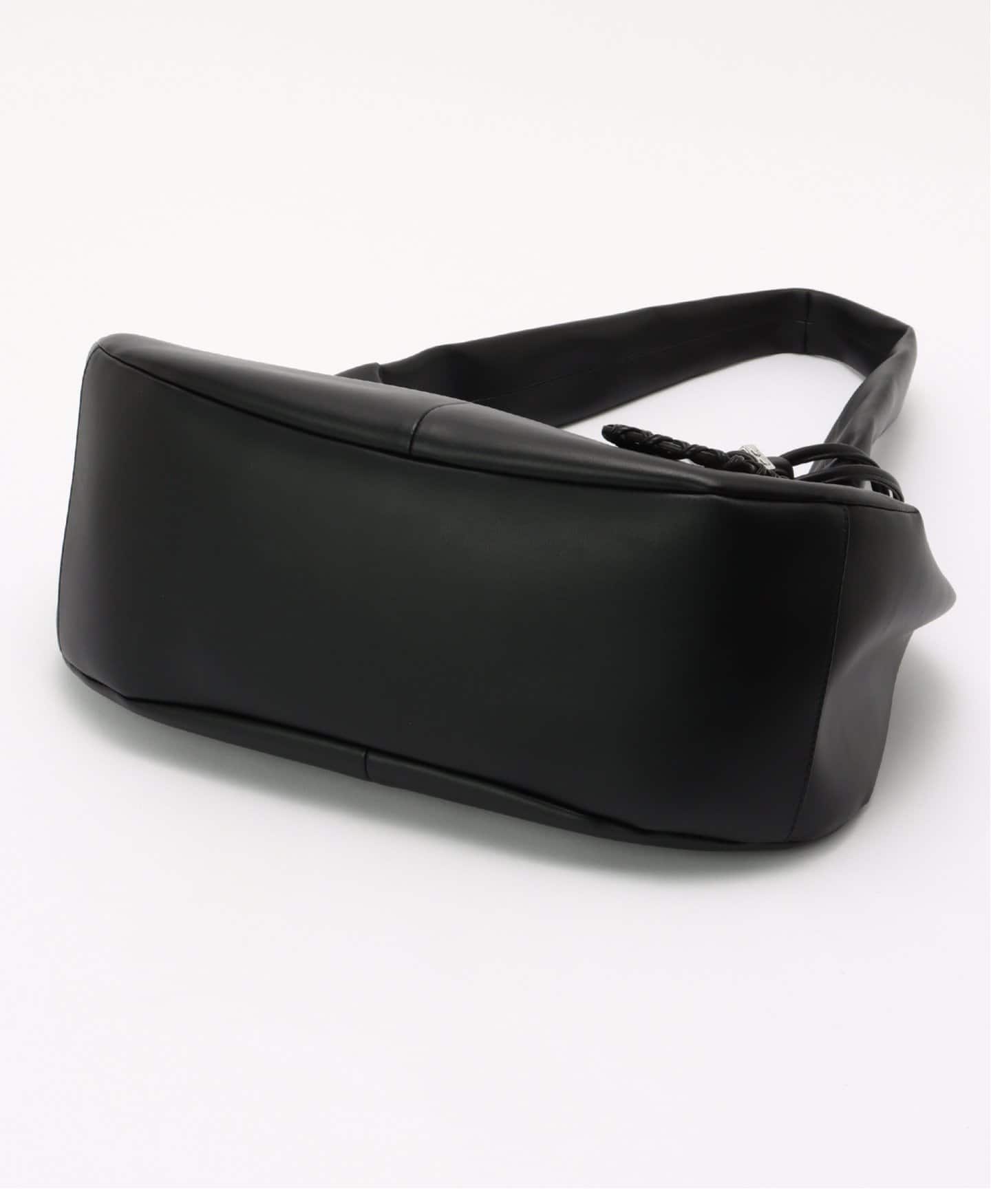 GANNI/ガニー】Bou Bag Hobo Medium：ショルダーバッグ