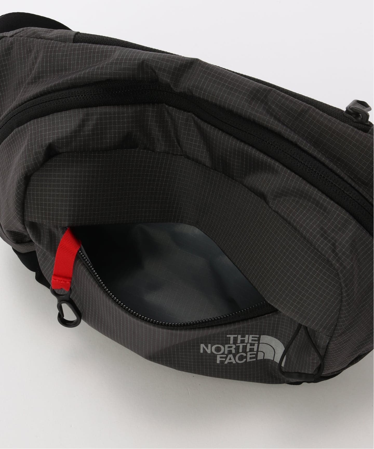 THE NORTH FACE/ ザノースフェイス】 HAZY WAIST BAG（ウェストポーチ