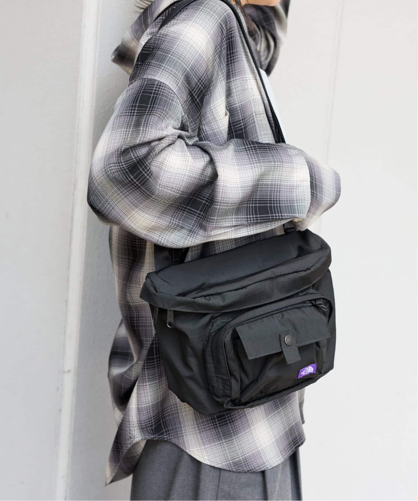 み*う様 NORTH FACE Mountain Wind Shoulder B THE NORTH FACE PURPLE LABEL Mountain Wind Shoulder Bag