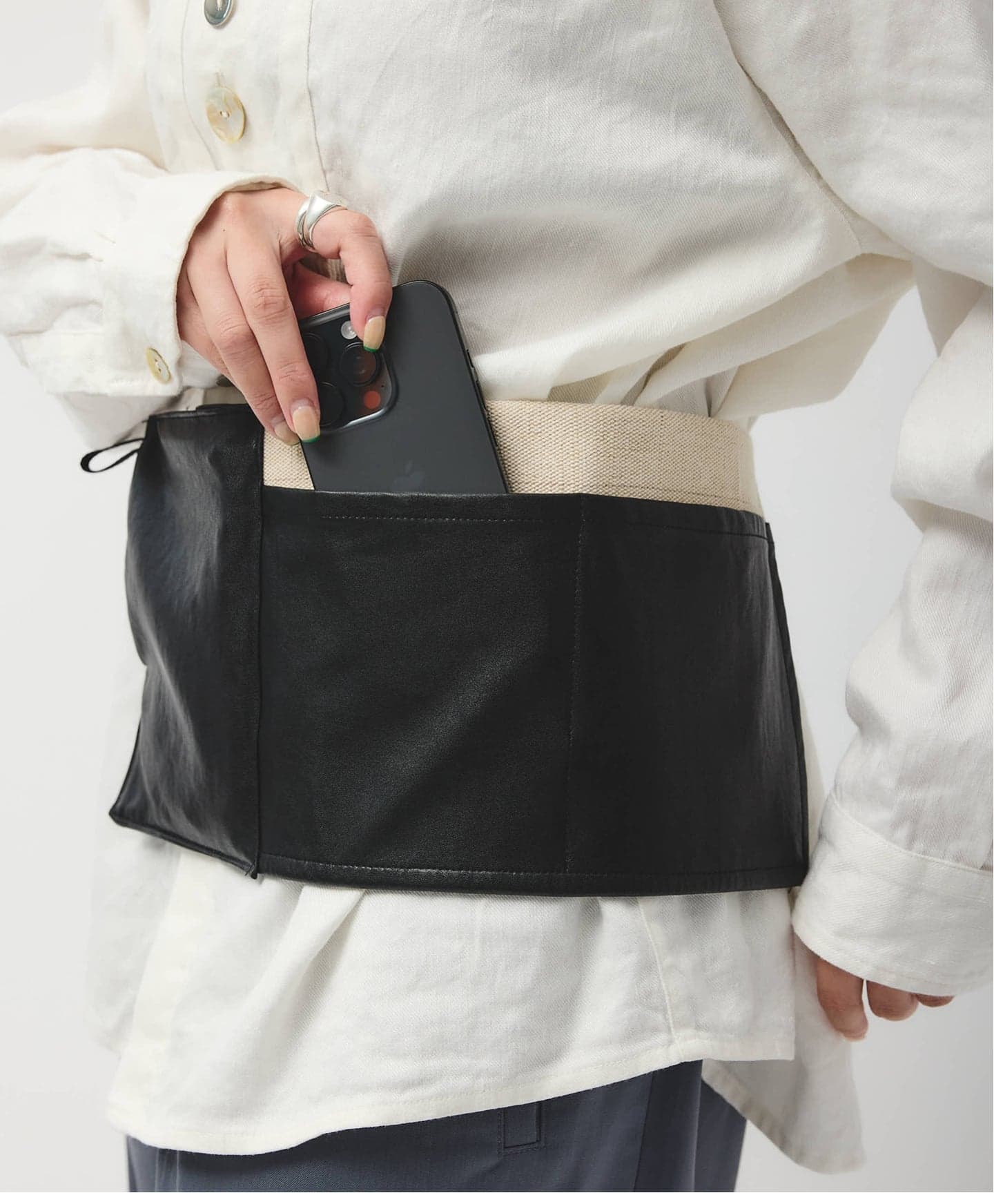 journalstandardジャーナルスタンダード レザー ボディバッグ WEB限定】JS LEATHER カウレザー ウエストバック（ボディバッグ