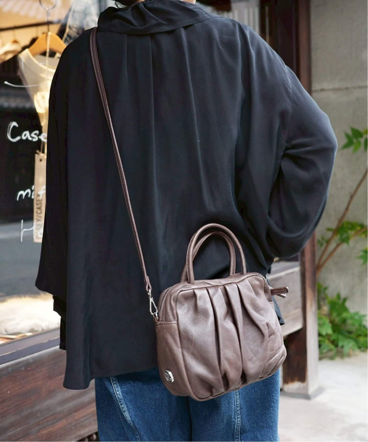 新品タグ付き✨ジャーナルスタンダードラックスLEATHER POCHETTE alchimia】LEATHER POCHETTE（ショルダーバッグ）｜journal standard