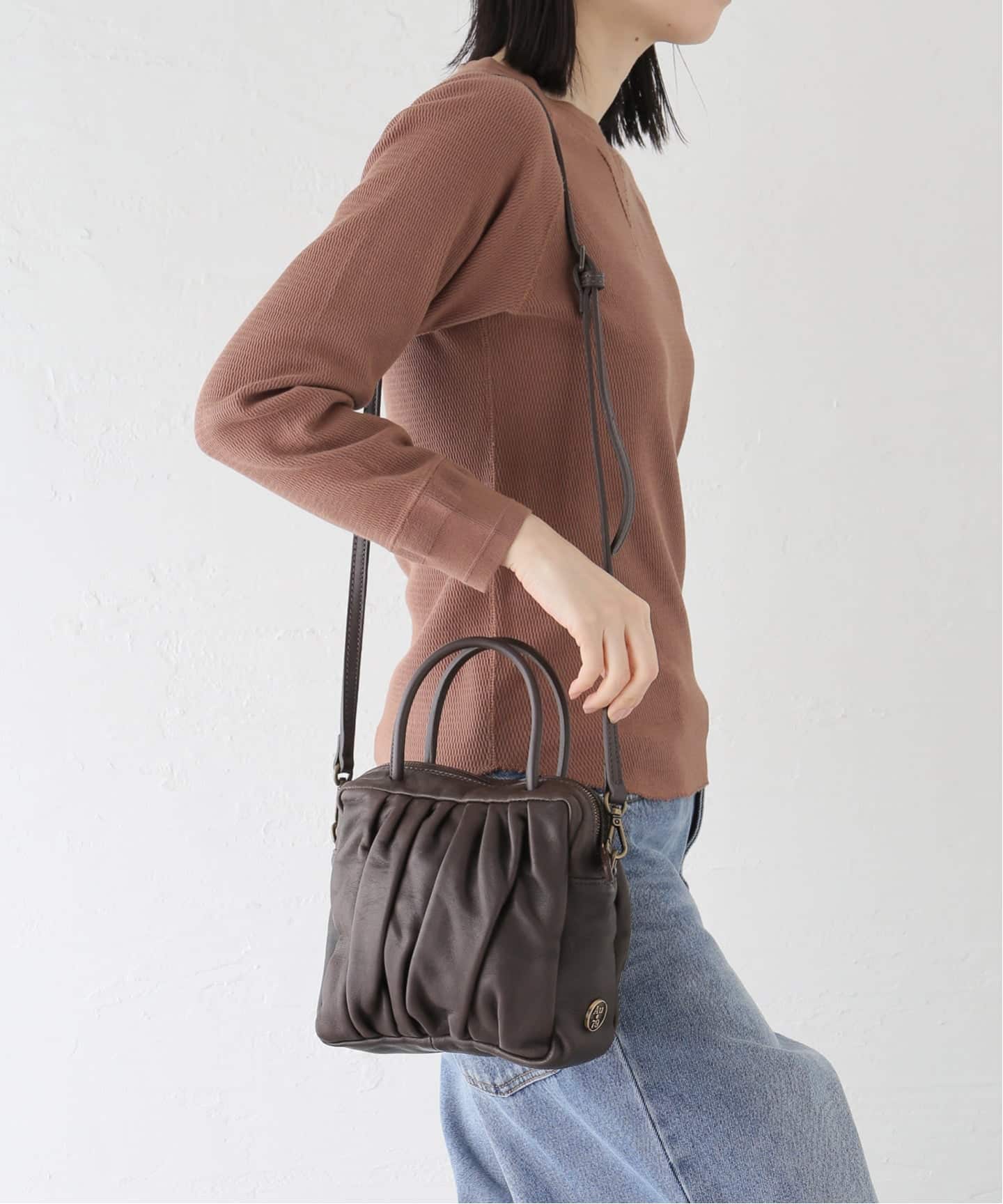 新品タグ付き✨ジャーナルスタンダードラックスLEATHER POCHETTE alchimia】LEATHER POCHETTE（ショルダーバッグ）｜journal standard