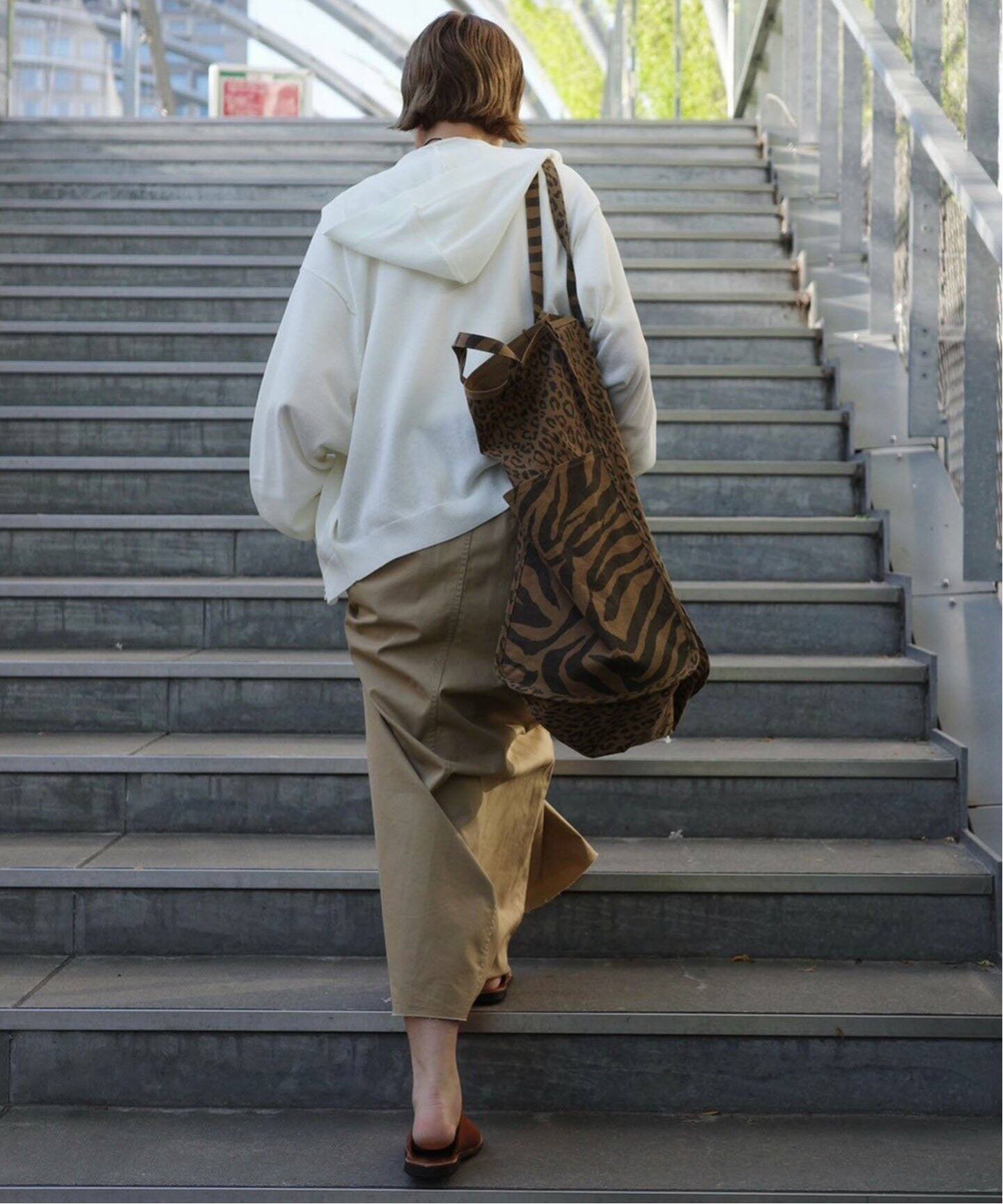 amiacalva 】 for luxe EASY BAG(L)（トートバッグ）｜journal