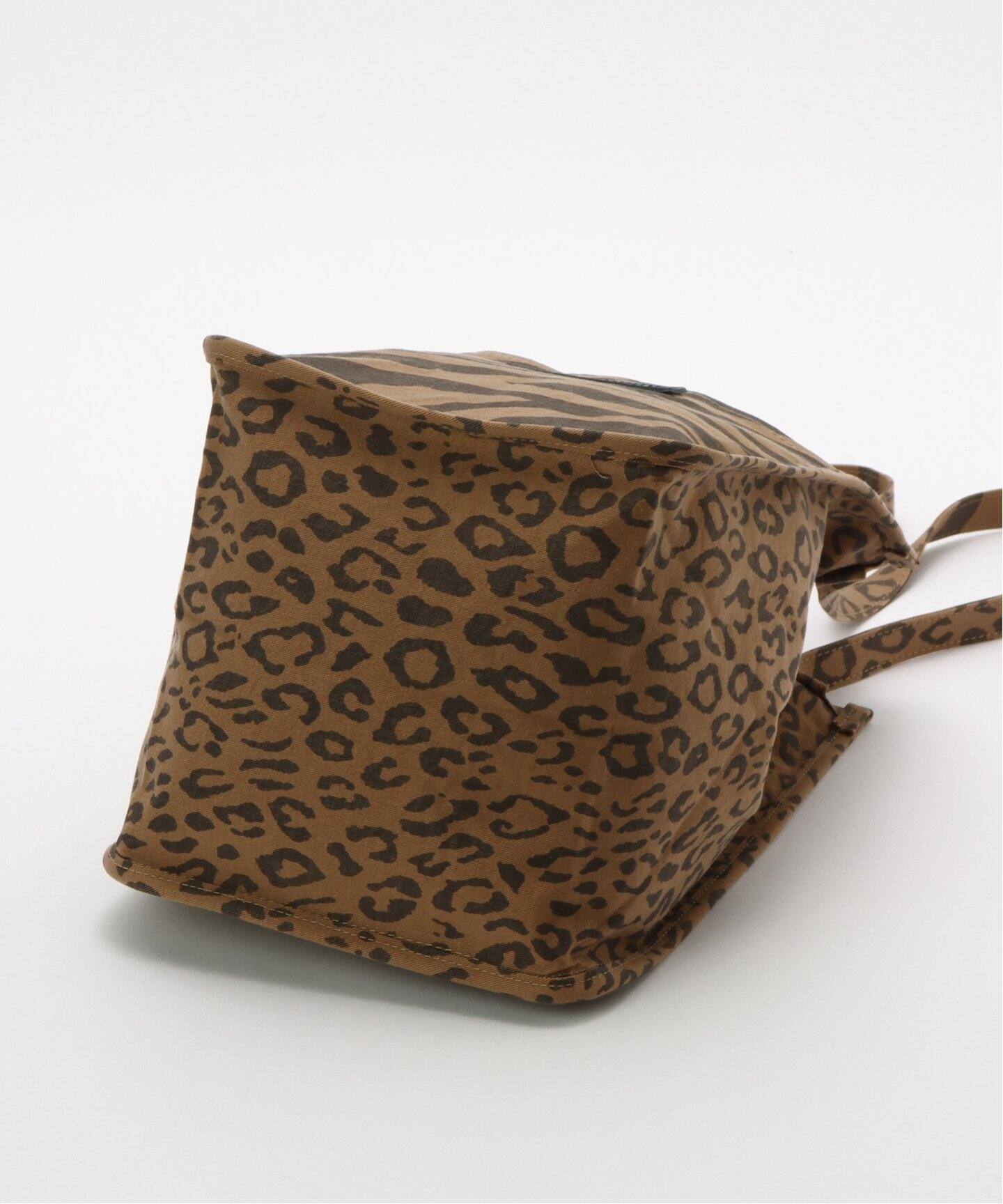AMIACALVA EASY BAG M コットン バッグ amiacalva（アミアカルヴァ）の「AMIACALVA EASY BAG M コットン