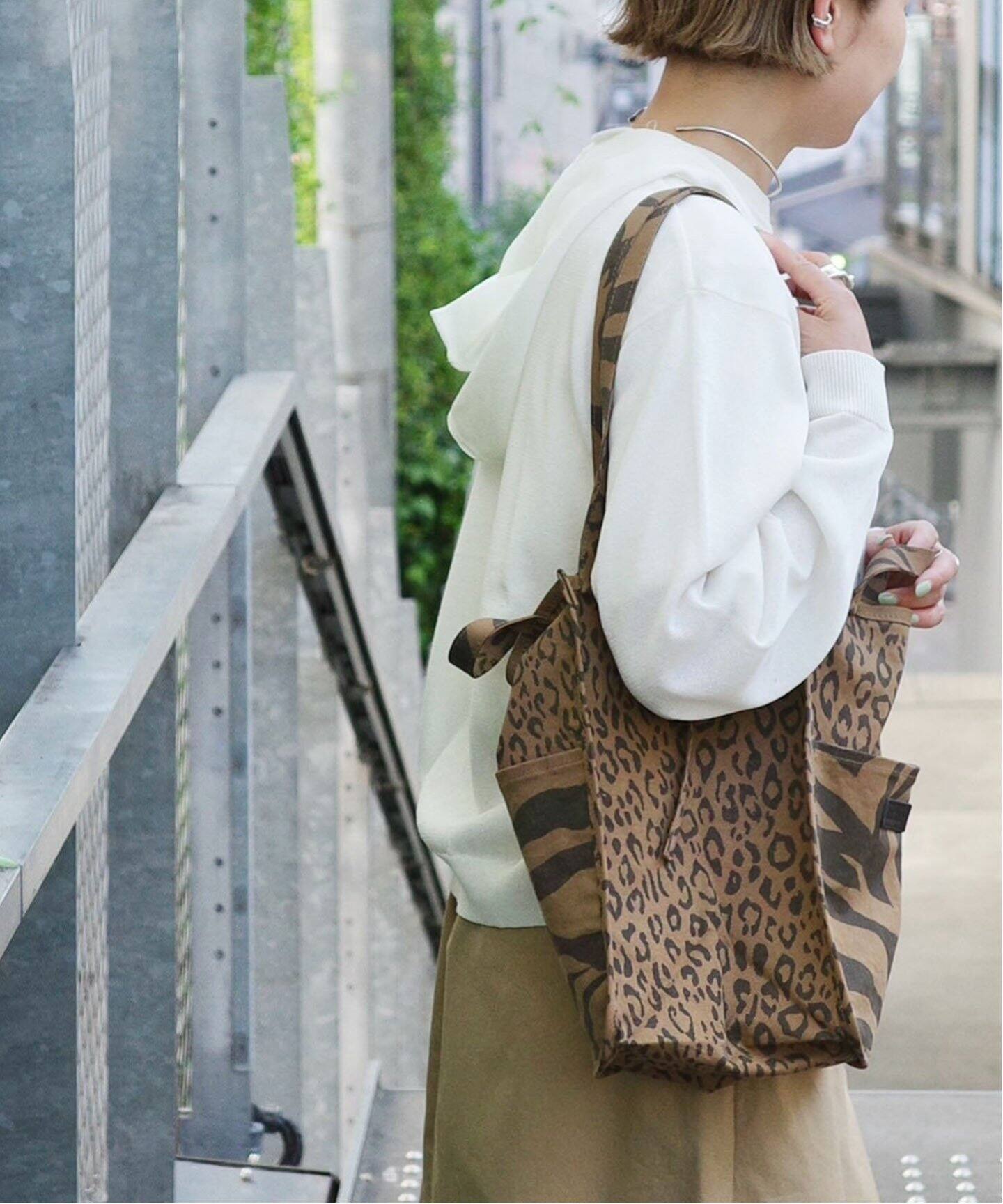 amiacalva 】 for luxe EASY BAG(M)（トートバッグ）｜journal 