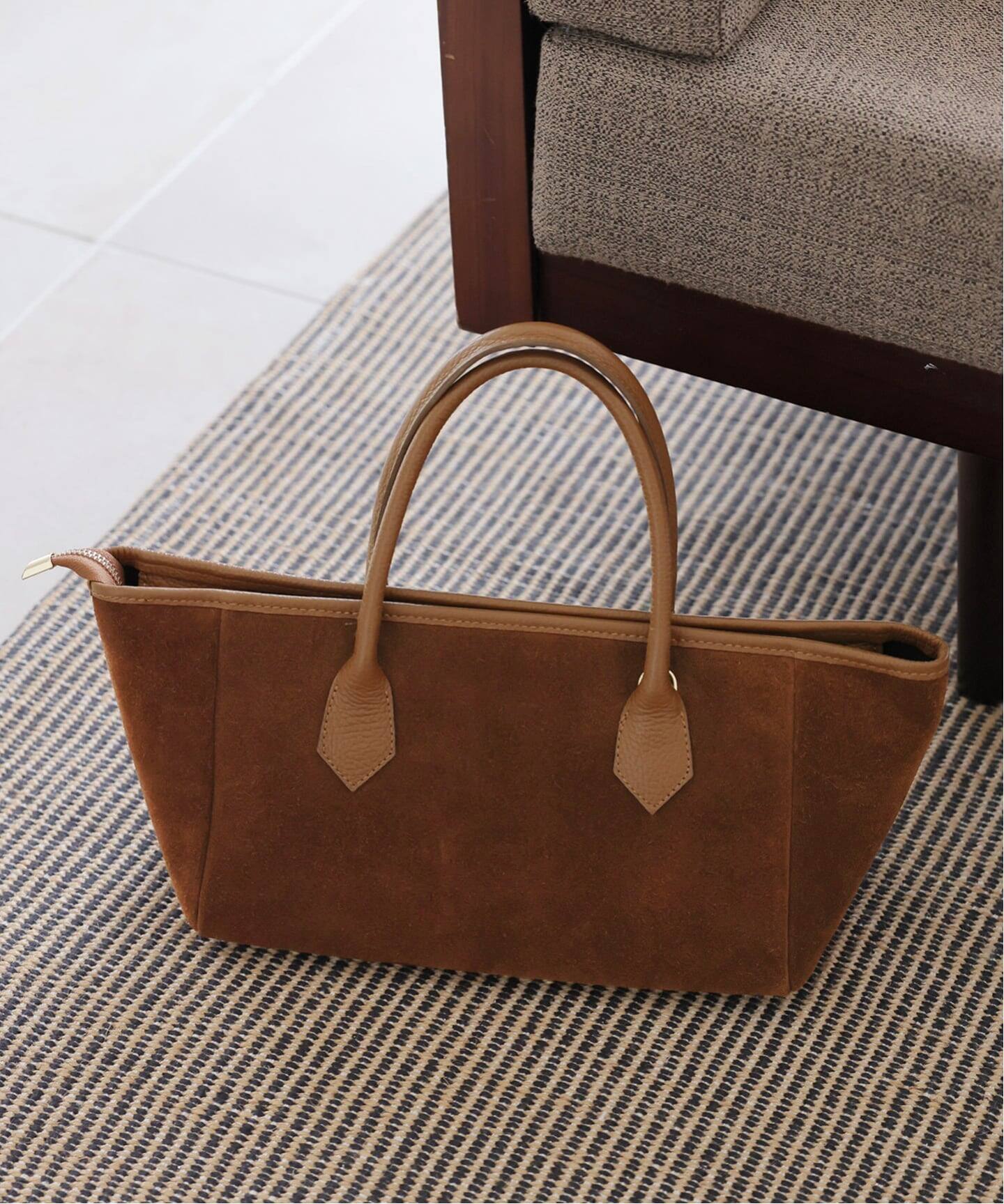 WEB限定》【AULENTTI/オウレンティ】スウェードヨコナガBAG（トート