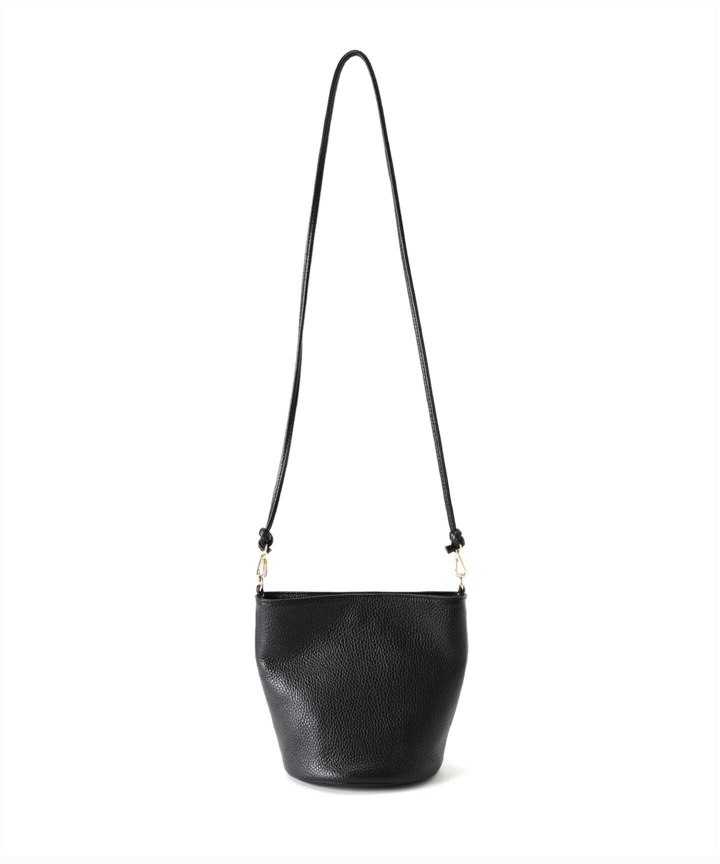 AULENTTI/オウレンティ】チェーンレザーBAG（ショルダーバッグ 