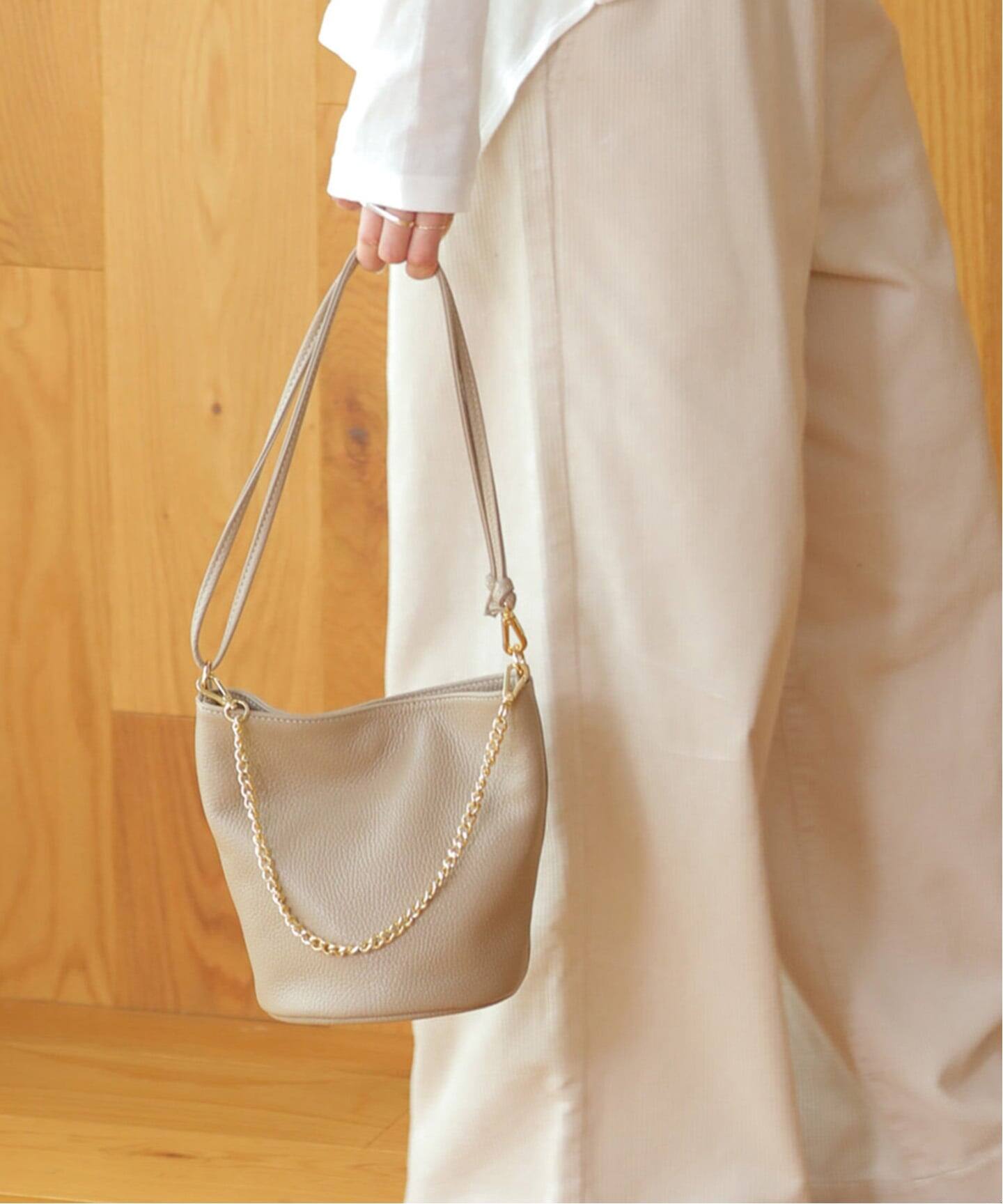 AULENTTI/オウレンティ】チェーンレザーBAG（ショルダーバッグ 