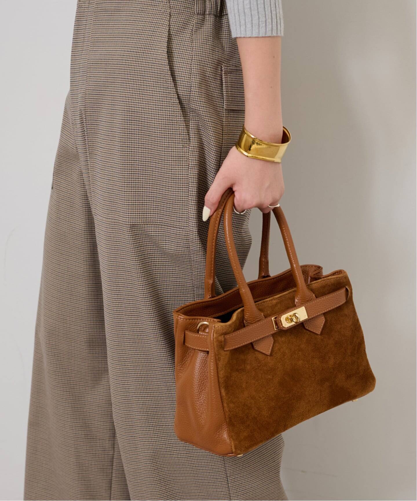 AULENTTI/オウレンティ】サイドスウェードボストンバッグ（ボストン