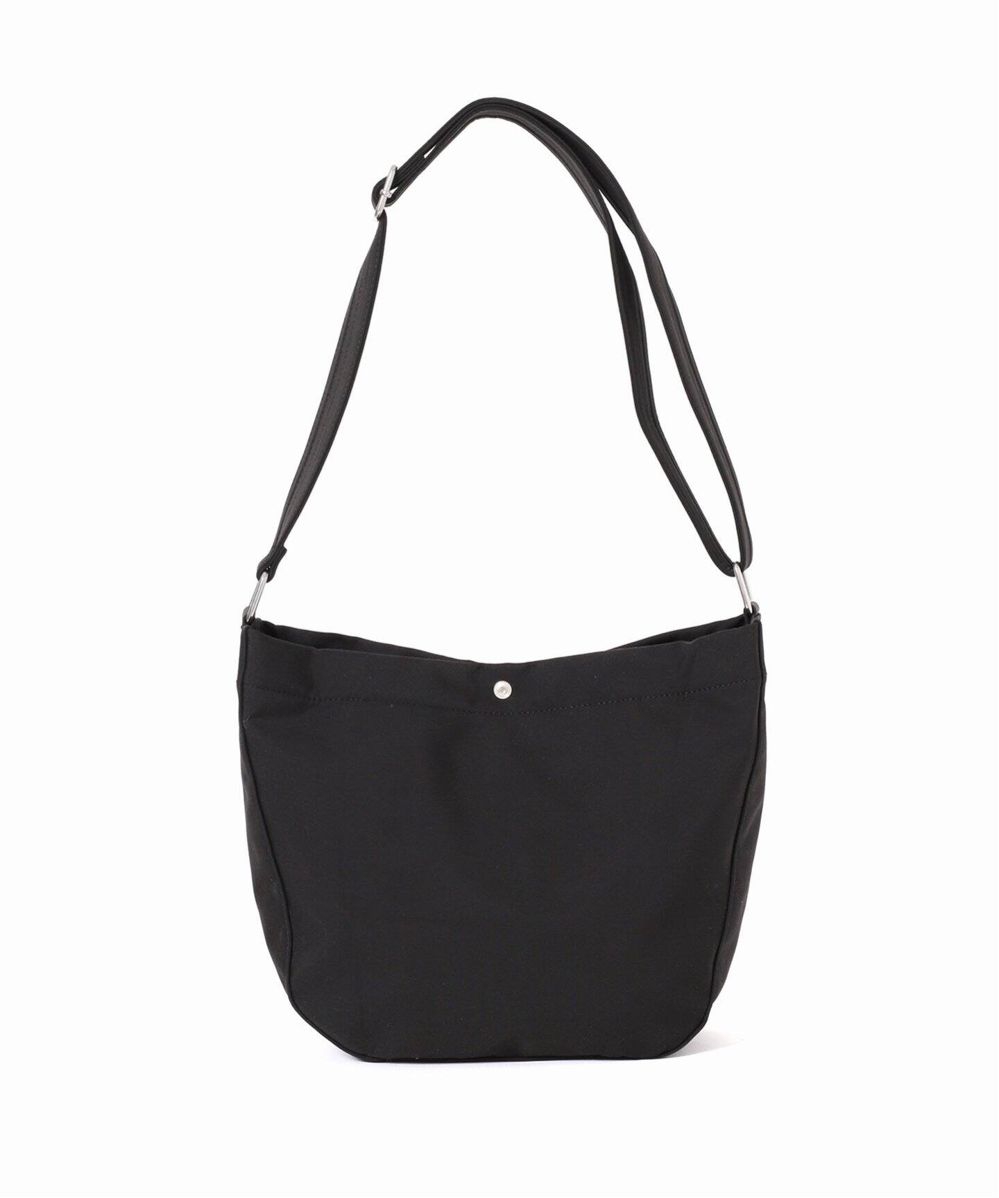 A.P.C./アー・ペー・セー】BESACE JOURNAL SMALL：ショルダーバッグ 