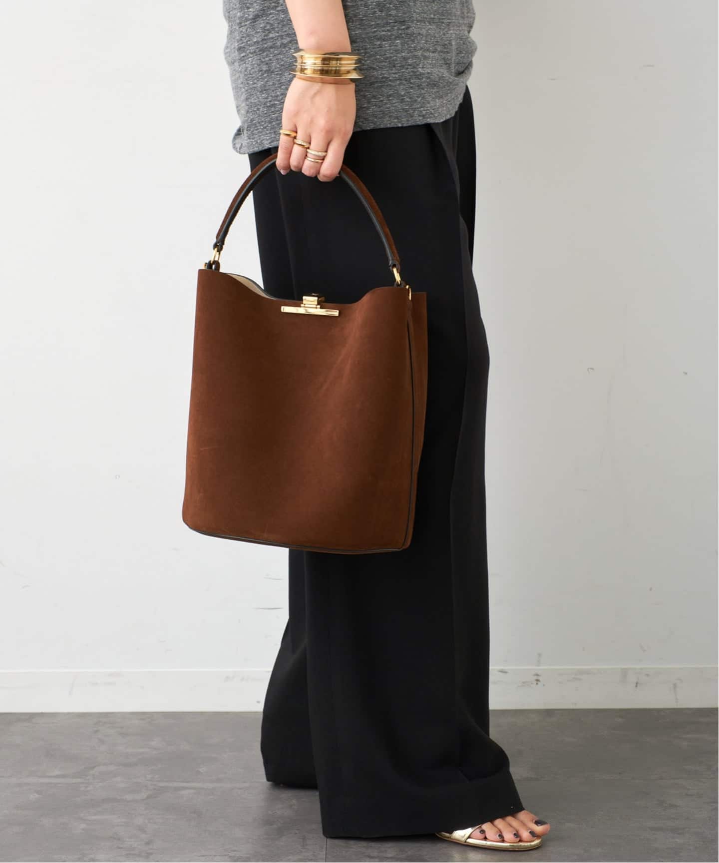 ハンドバッグ SUEDE POCHETTE ZANCHETTI/ザンケッティ】SUEDE BUSKET(その他バッグ