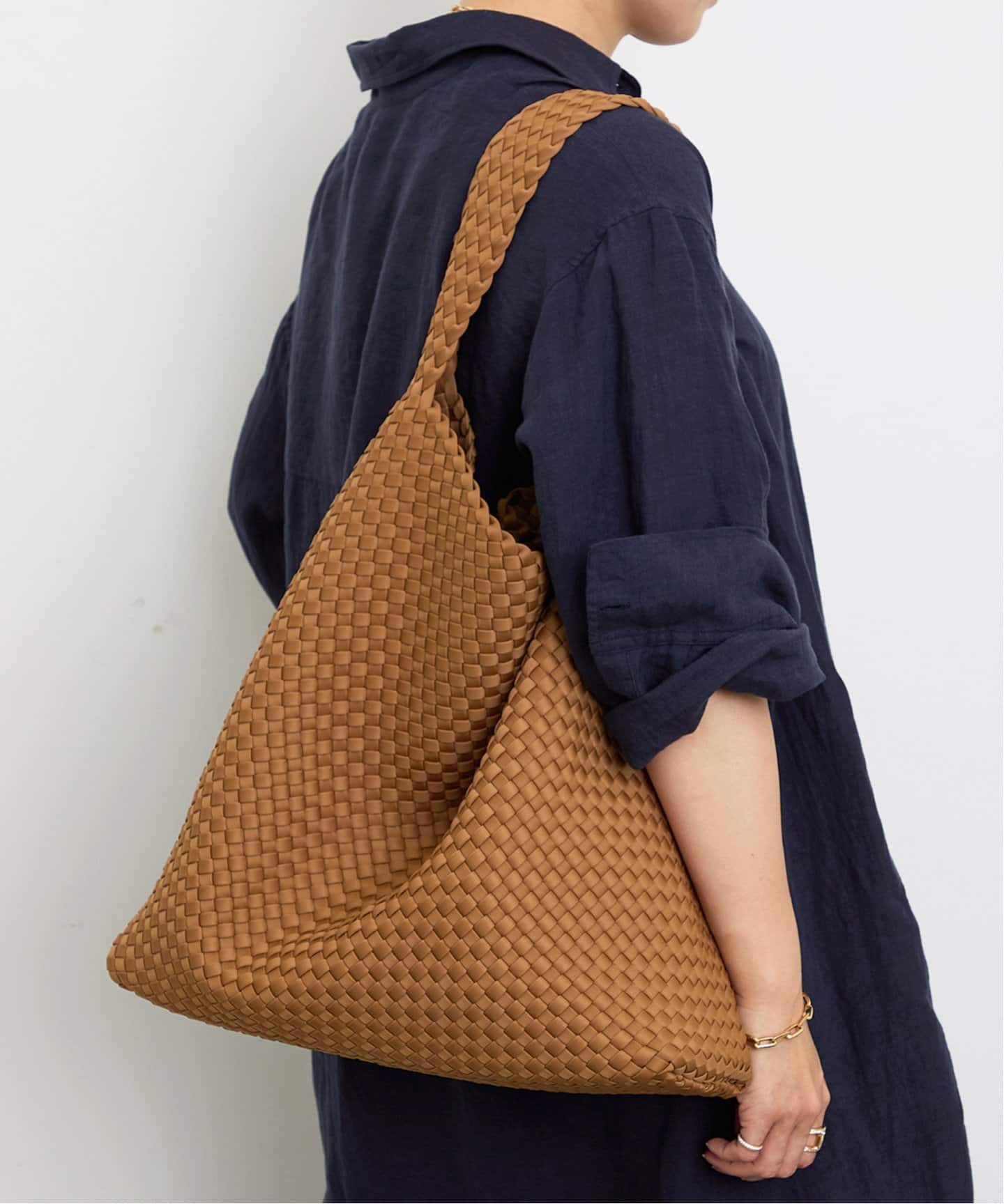 Deuxieme Classe NAGHEDI/ナゲディ NOMAD LARGE NAGHEDI/ナゲディ】Nomad Large Hobo（ショルダーバッグ