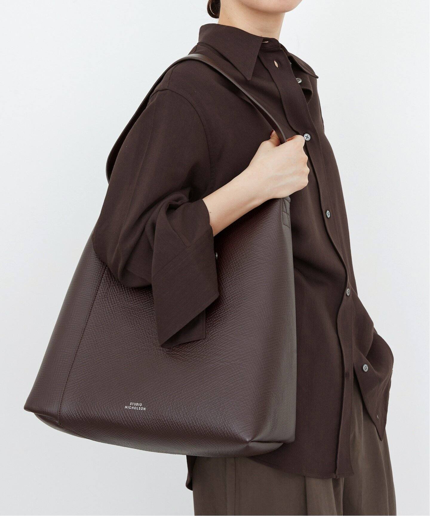 STUDIO NICHOLSON/スタジオ ニコルソン】 HOBO BAG（その他バッグ）｜L 