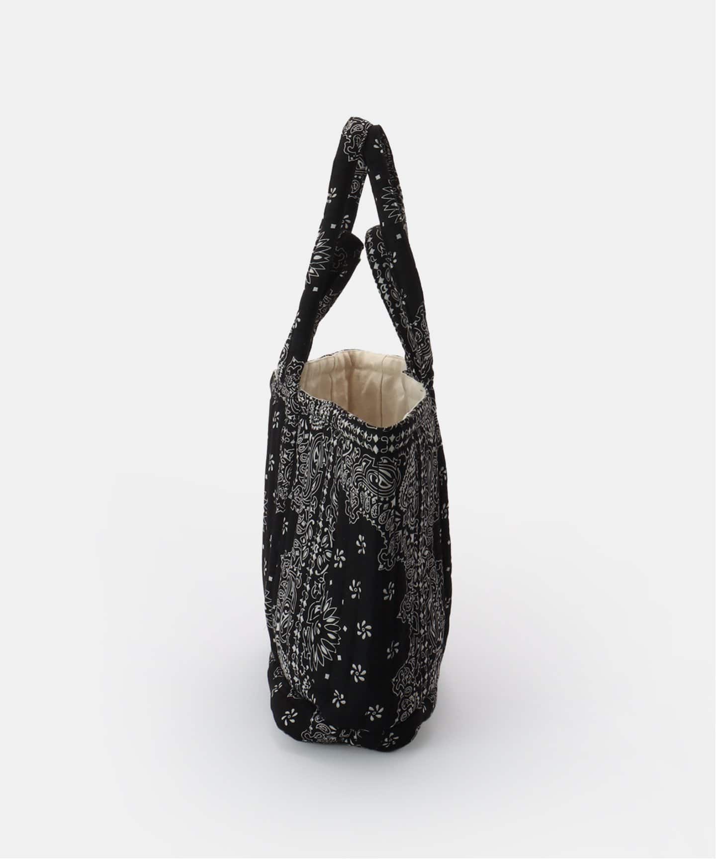 アパルトモン MALUS マリュス Bandana quilting bag MALUS/マリュス】 Bandana quilting shoulder bag（トートバッグ
