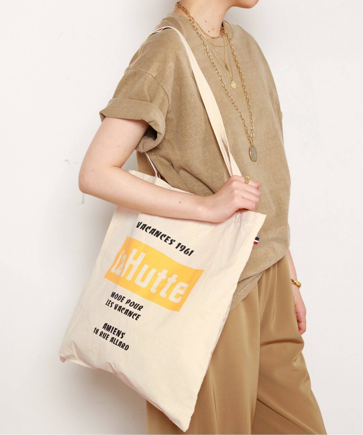 La Hutte/ラ ユット】Logo tote Bag（トートバッグ）｜AP STUDIO 