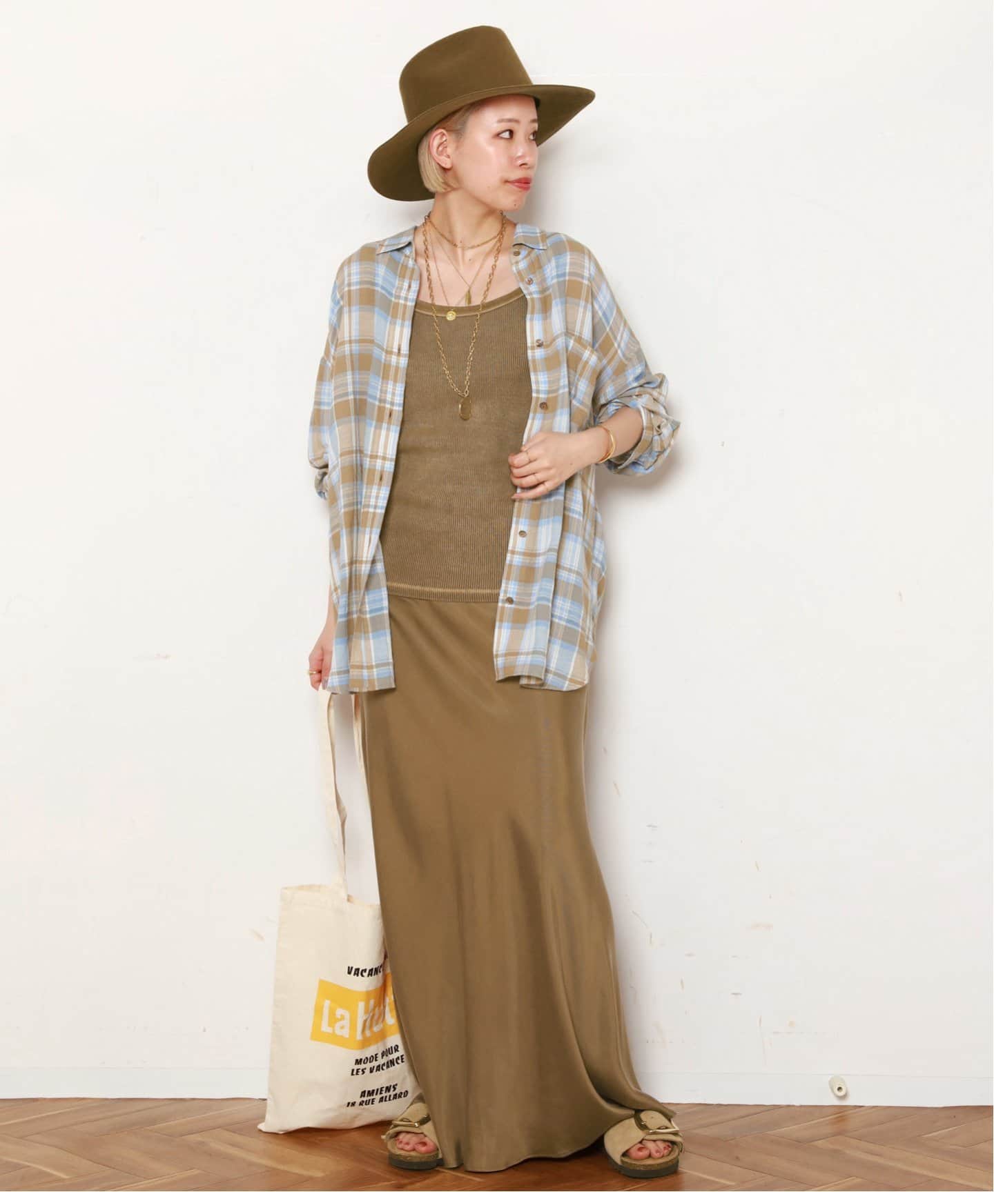 La Hutte/ラ ユット】AMIENS Logo tote bag（トートバッグ）｜AP
