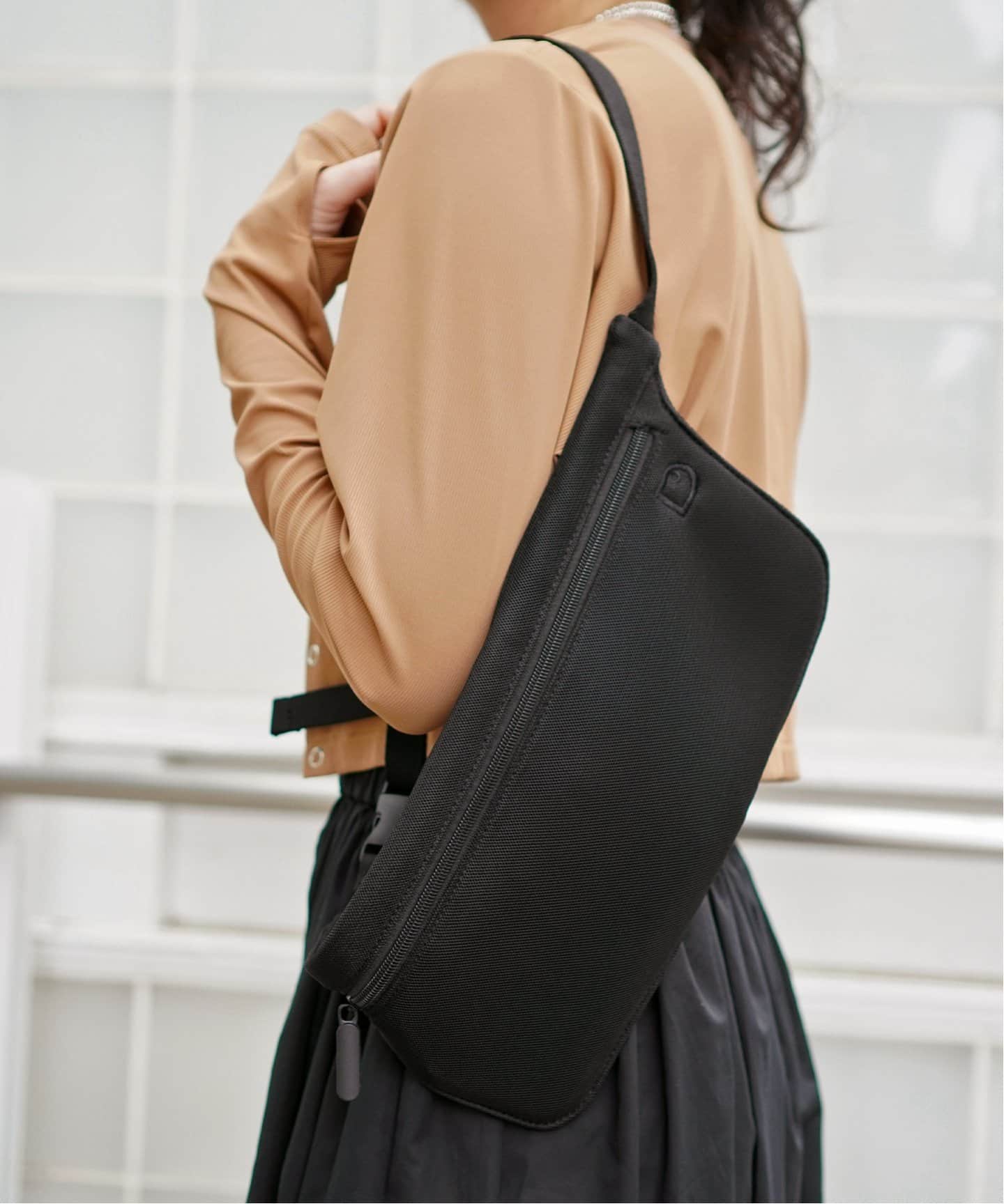 新品 AP STUDIO 【DAWN/ダン】WAIST BAG ブラック DAWN/ダン】WAIST BAG（ウェストポーチ）｜AP STUDIO（エーピー