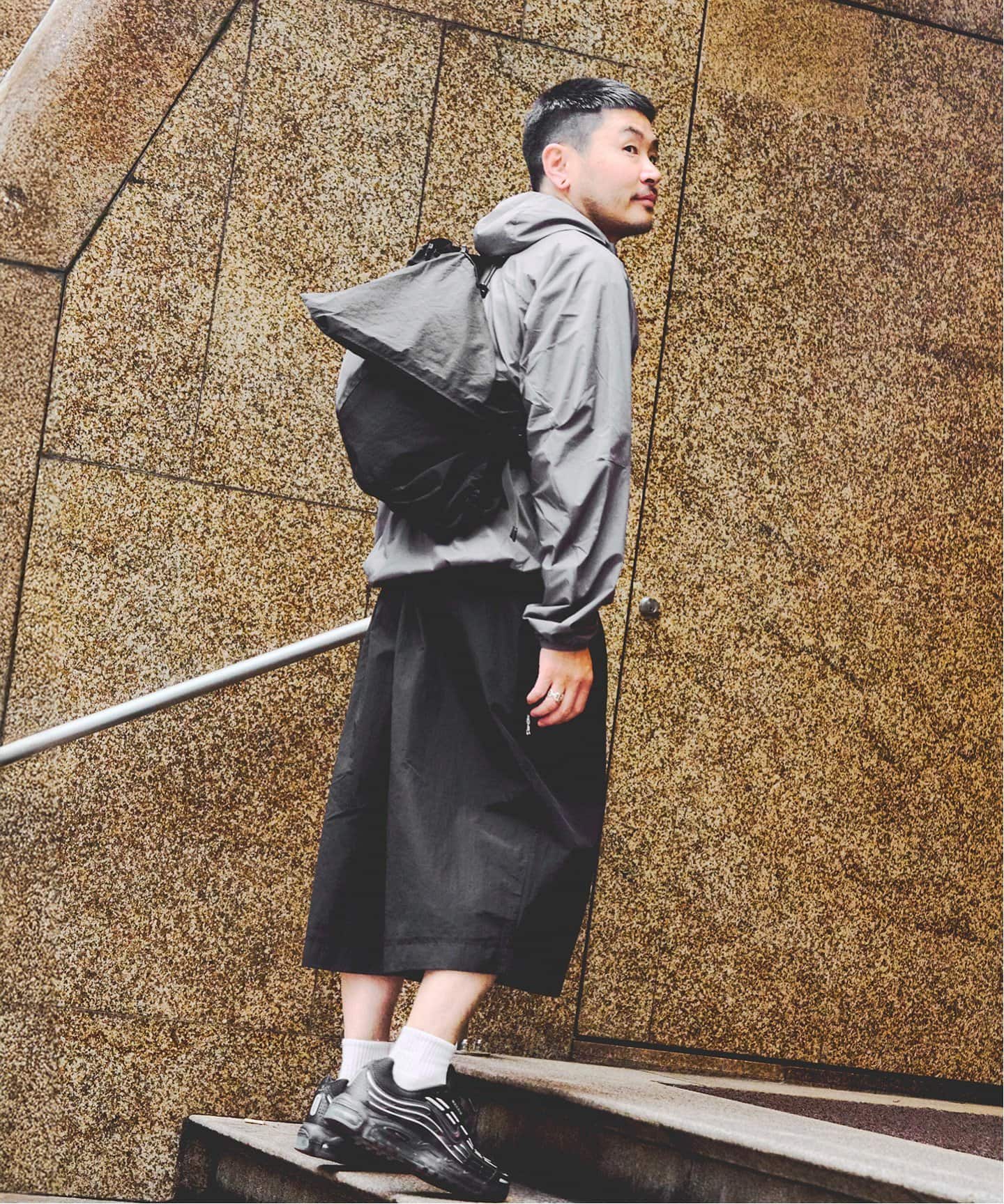 Dan Gee / ダン ジー MESSENGER BAG（ショルダーバッグ）｜WISM