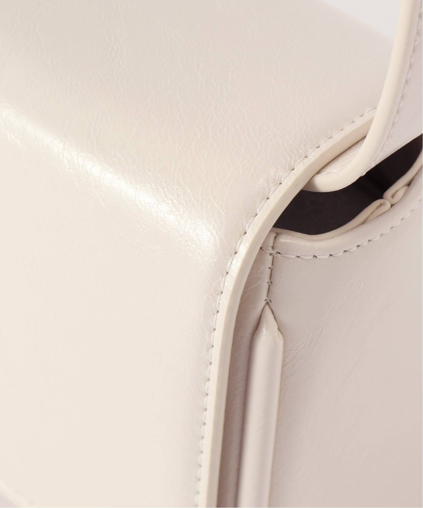 STAND OIL ホワイト ハンドバッグ ホワイト（白）系 STAND OIL(スタンドオイル) ハンドバッグ