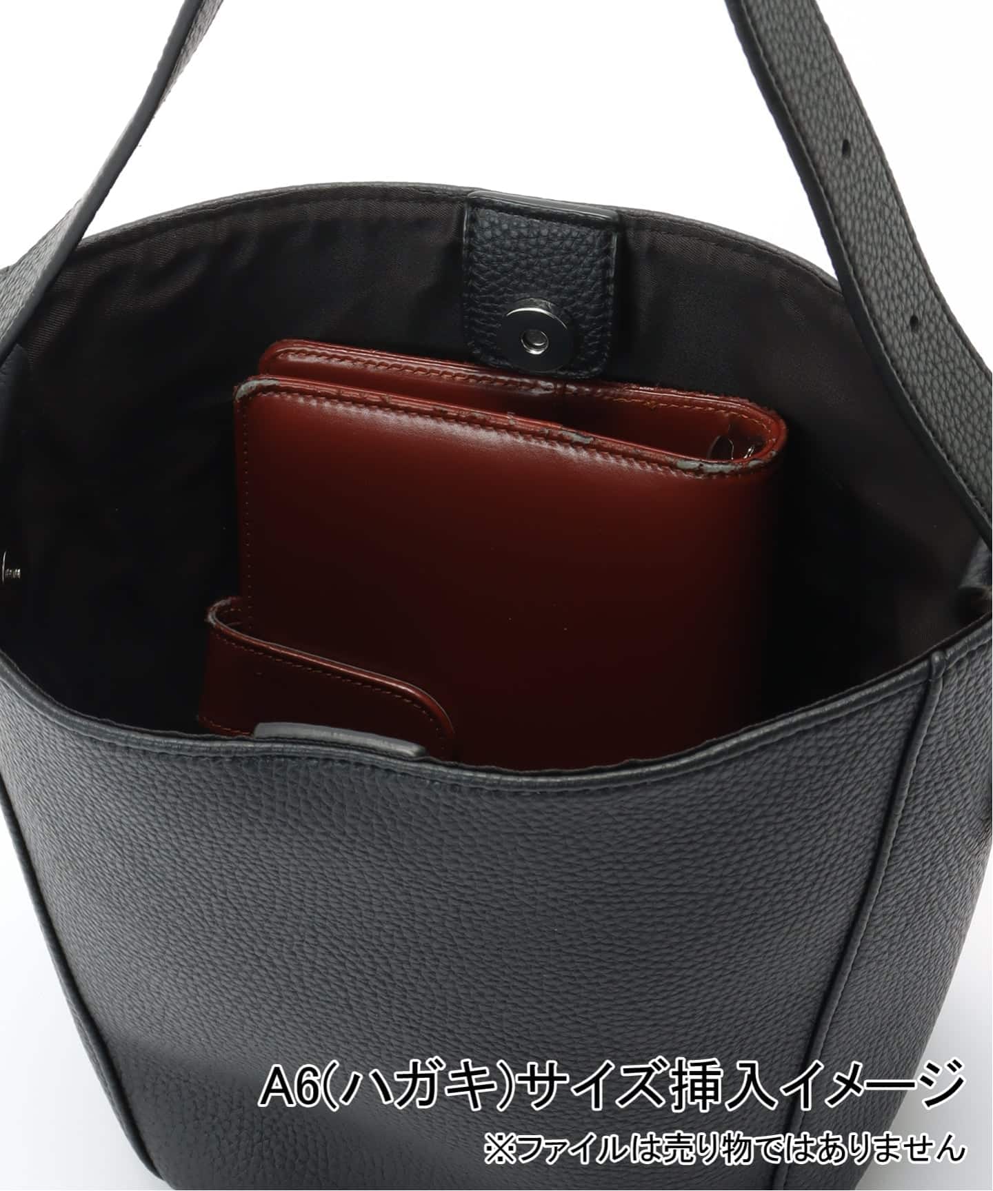 マルチWAYポーチ付きバッグ（ショルダーバッグ）｜B.C STOCK（ベーセー