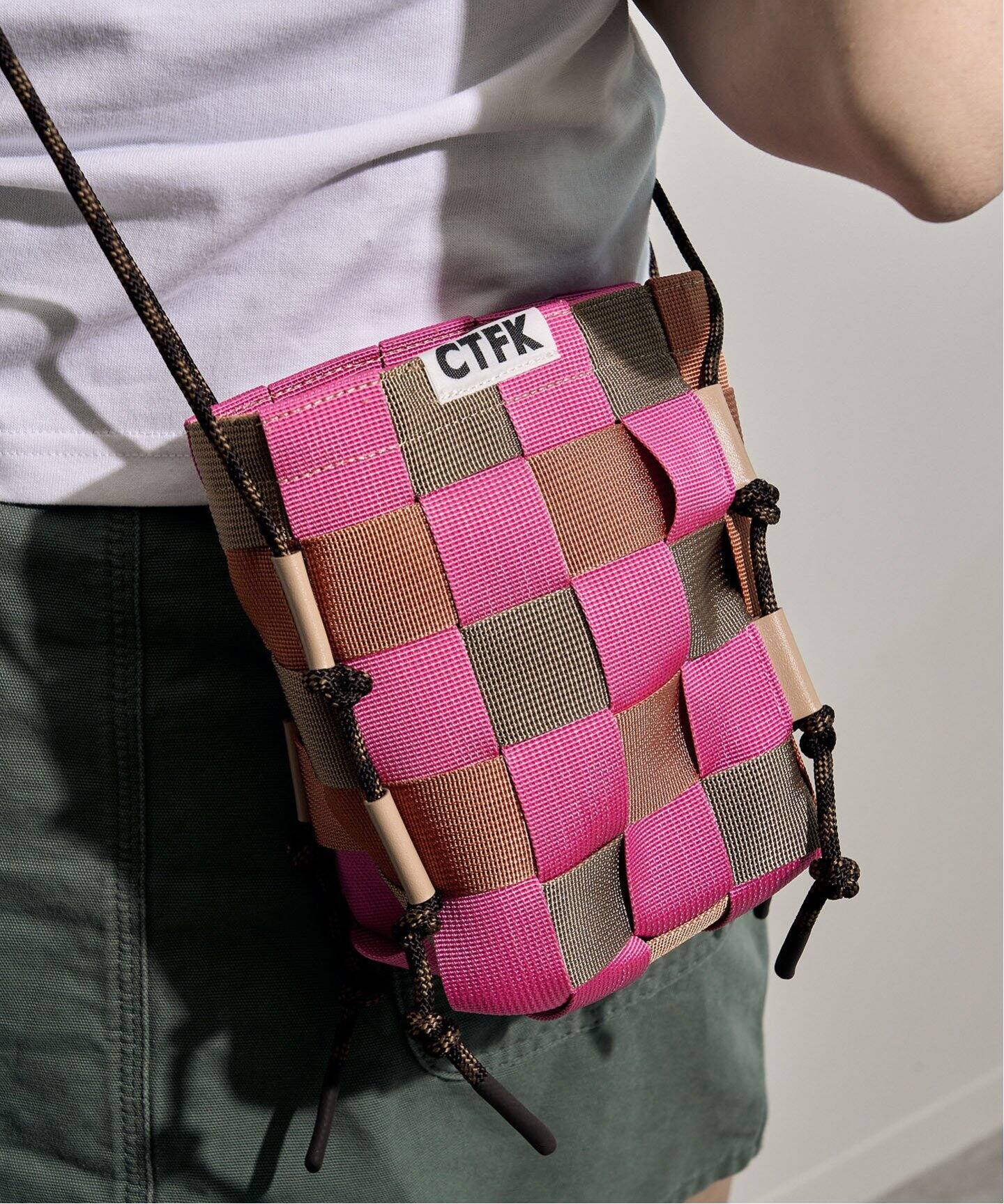 CONTROL FREAK/Tape Wovenショルダーバッグ（ショルダーバッグ