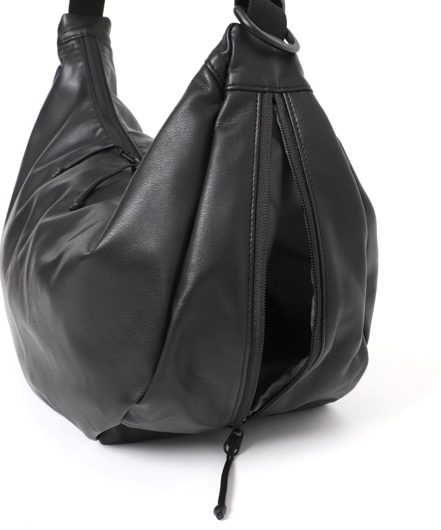 bagjack スモールポシェット レザー ブラック 54725504_b_01_215.jpg