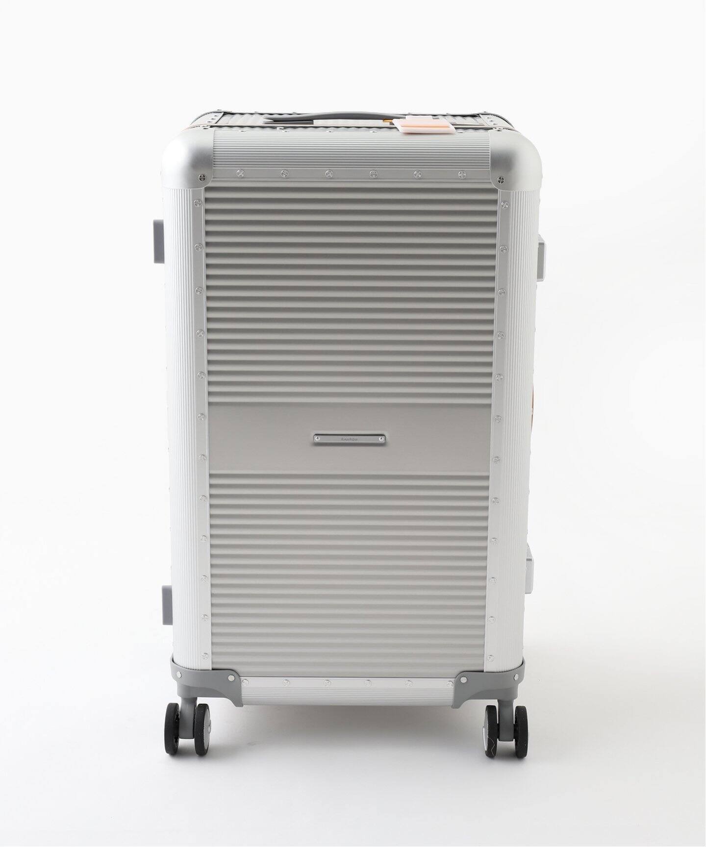 RAWROW R TRUNK ALUMINIUM 108L シルバー ② ALUMINIUM 108L》“気の利く”設計、手を添えるだけで滑らかに走行する