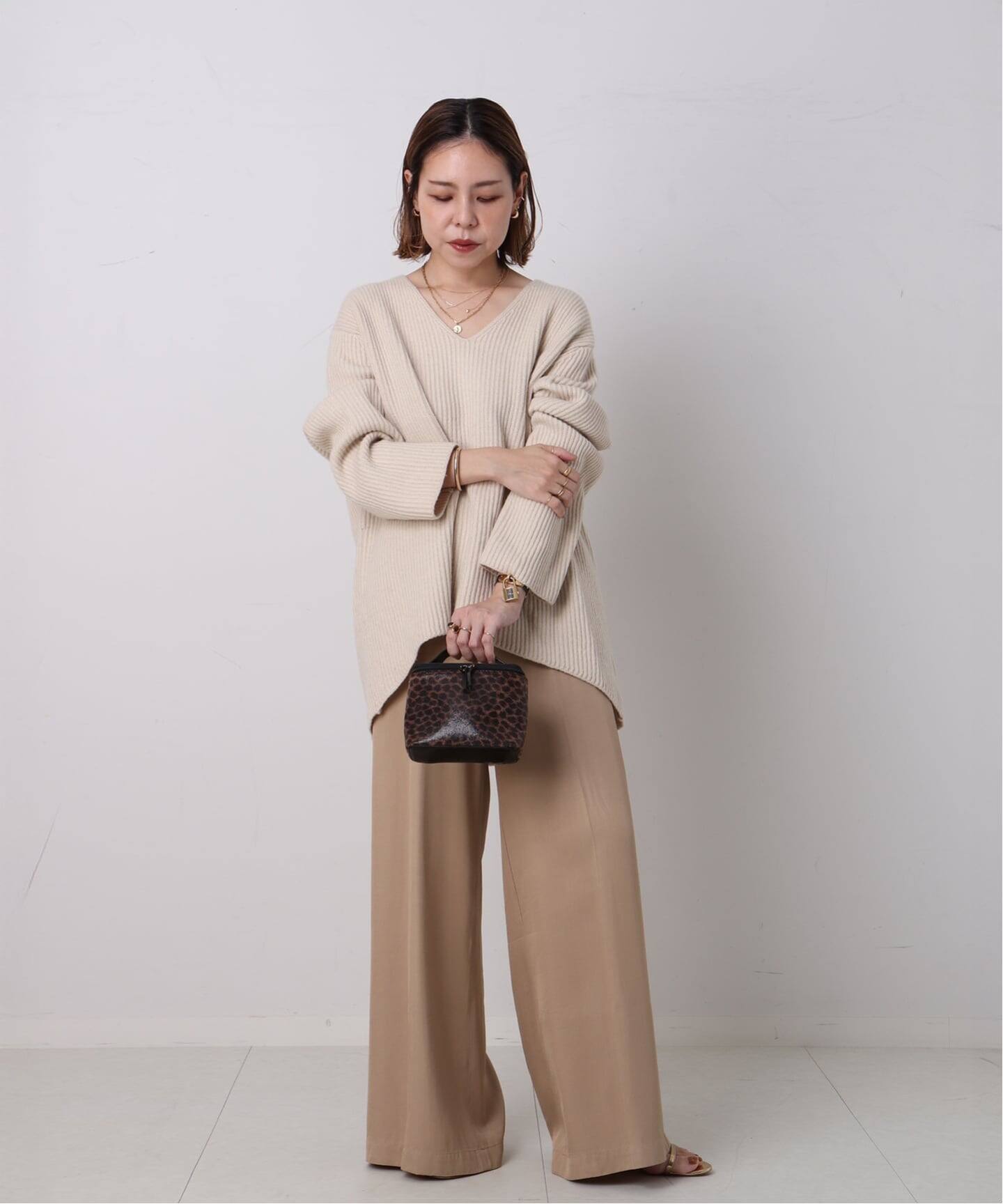 【美品】LOEWE ロエベ レオパード柄 バニティバッグ ポーチ ハンドバッグ VINTAGE LOEWE/ロエベ】ミニバニティバッグ leopard（ハンドバッグ