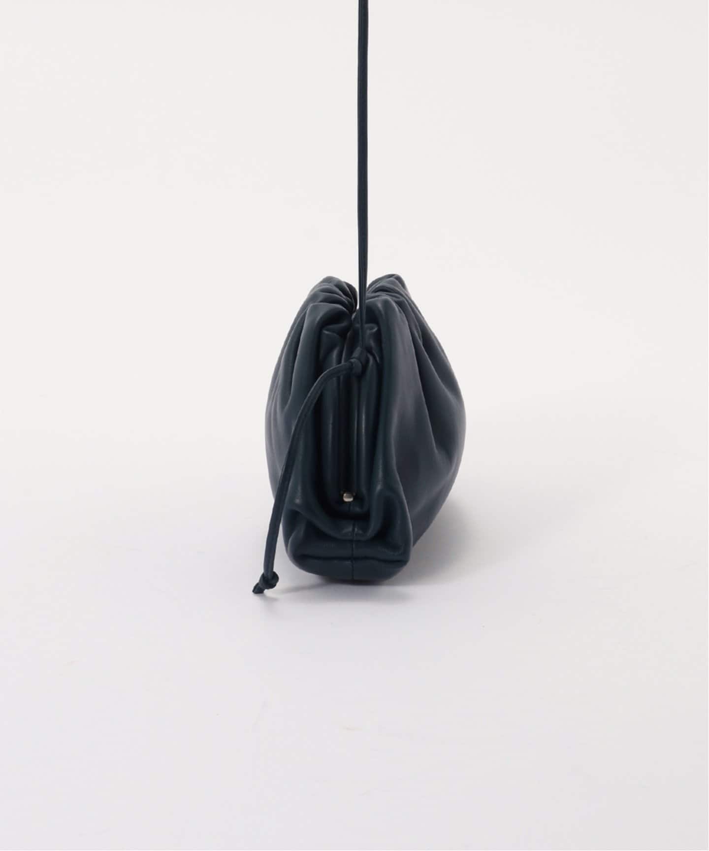 BOTTEGA VENETA/ボッテガ ヴェネタ】The pouch mini（ショルダー