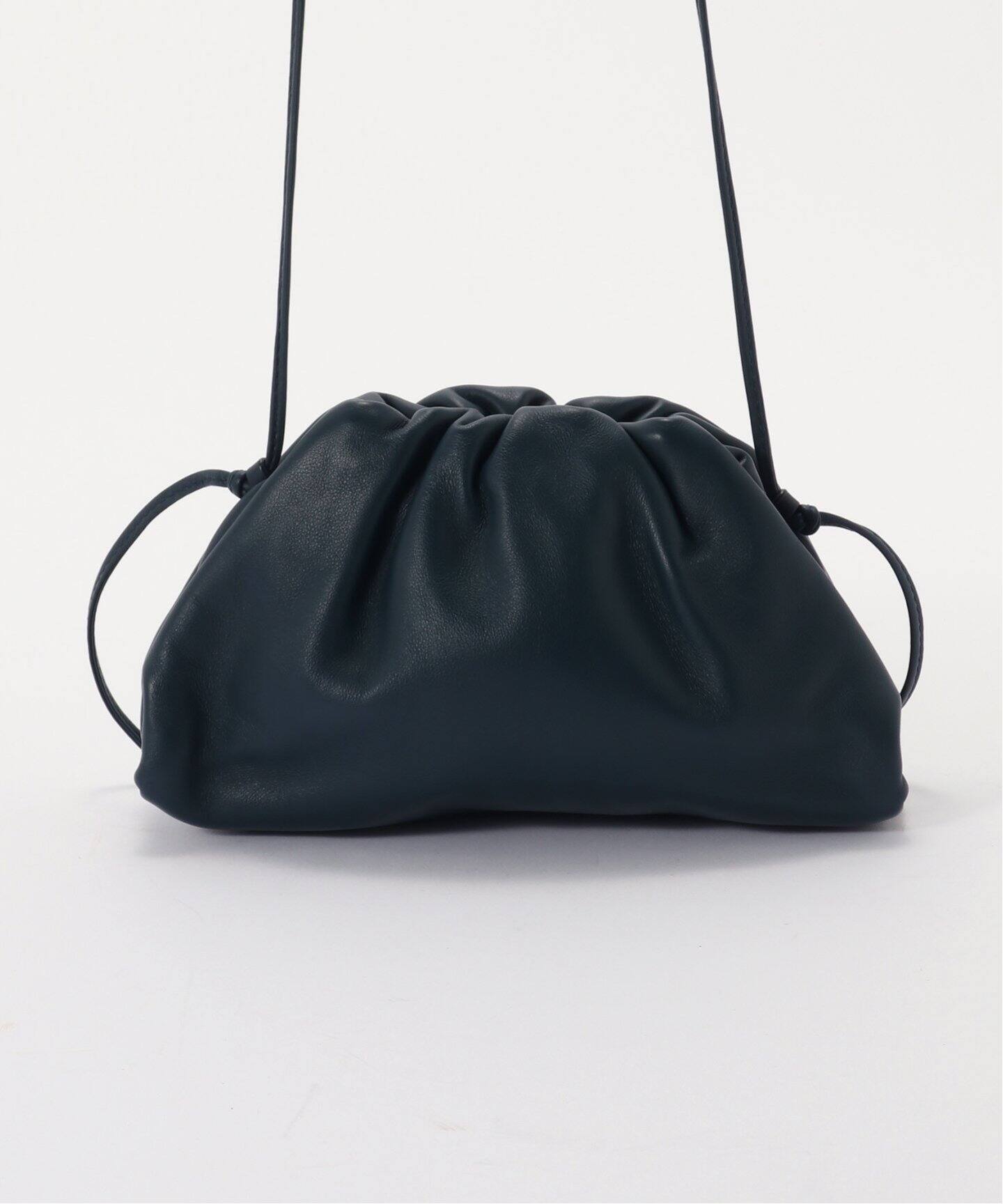 ボッテガヴェネタ黒ショルダーバッグ MINI THE POUCH BOTTEGA VENETA/ボッテガ ヴェネタ】The pouch mini（ショルダー