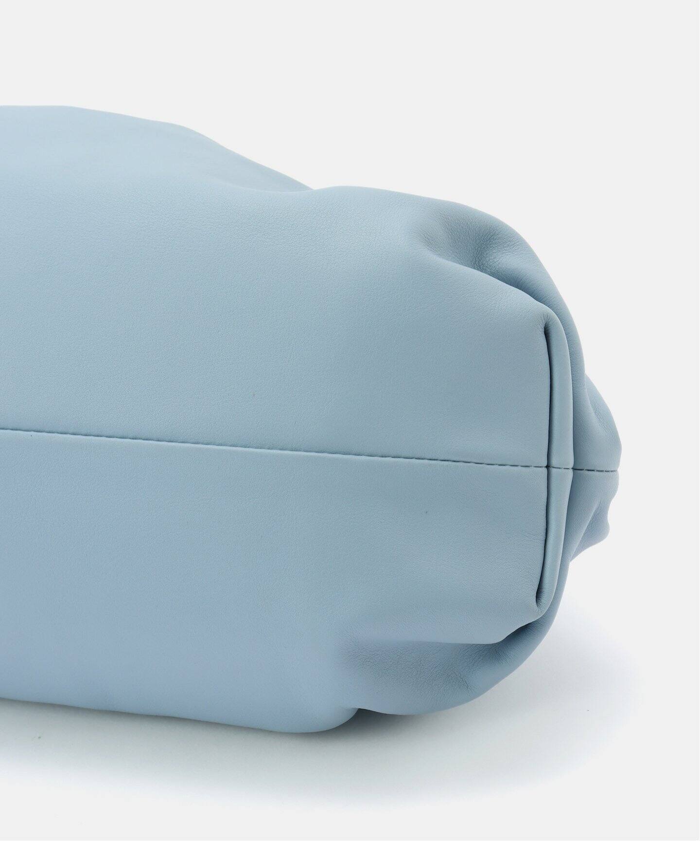 BOTTEGA VENETA/ボッテガ ヴェネタ】The pouch（ショルダー