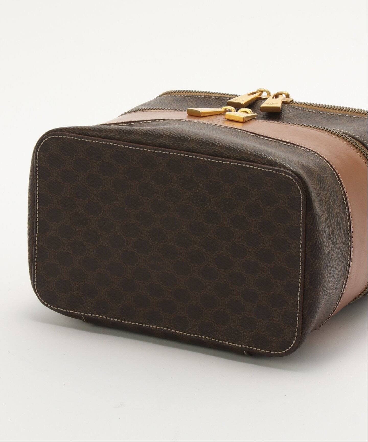 セリーヌ　バニティバッグ 中古・古着通販】CELINE (セリーヌ) バニティバッグ ブラウン