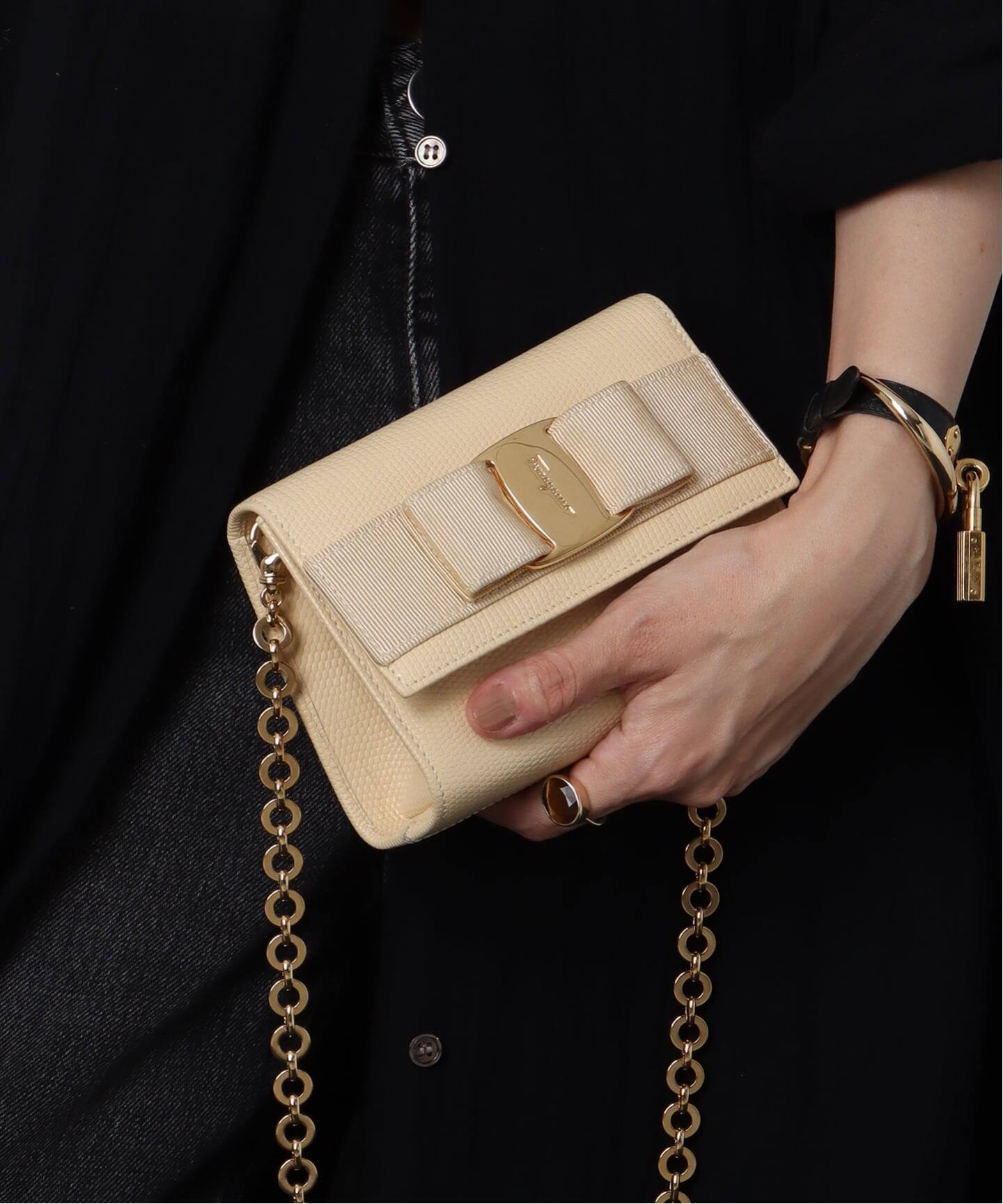 VINTAGE FERRAGAMO/フェラガモ】 Vara ウエストバッグ