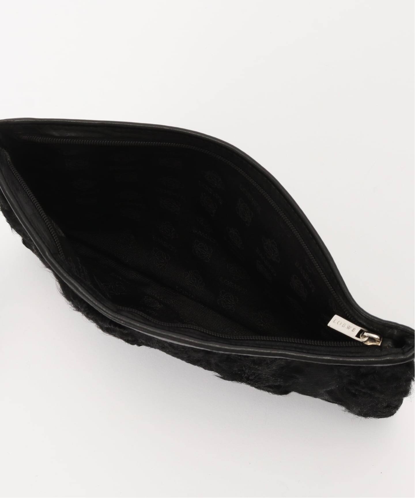 LOEWE ブラック クラッチバッグ 難あり LOEWE ブラック クラッチバッグ 難あり LOEWE ブラック クラッチバッグ