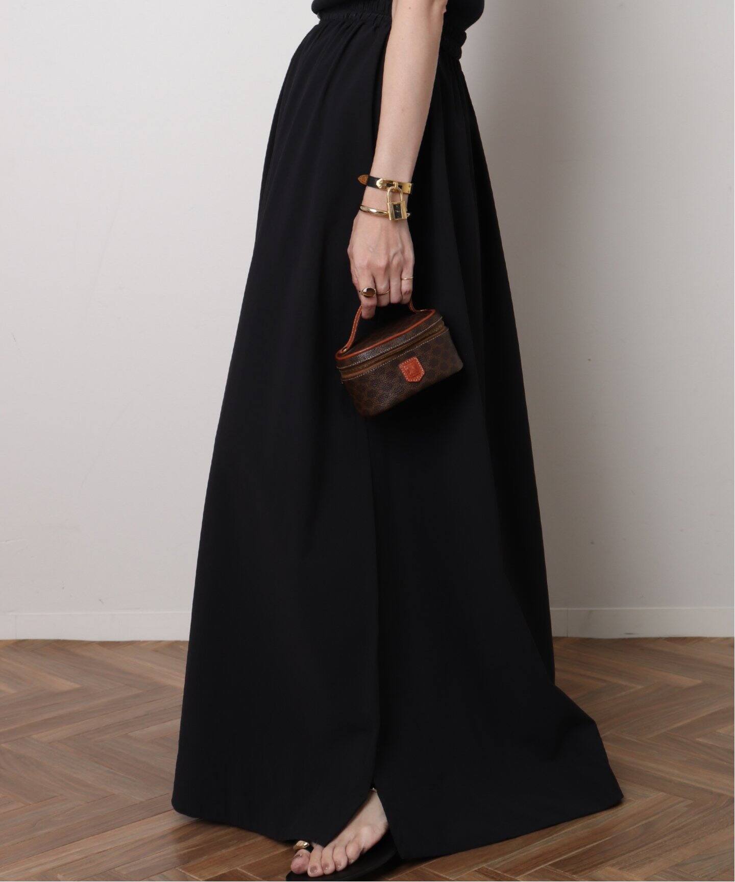 セリーヌ　バニティバッグ セリーヌ(CELINE)セリーヌ ミニ バニティーケース キュイル