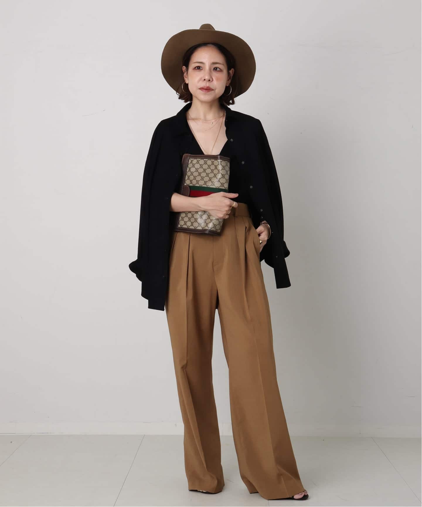 VINTAGE GUCCI /グッチ】クラッチバッグ gg web（クラッチバッグ