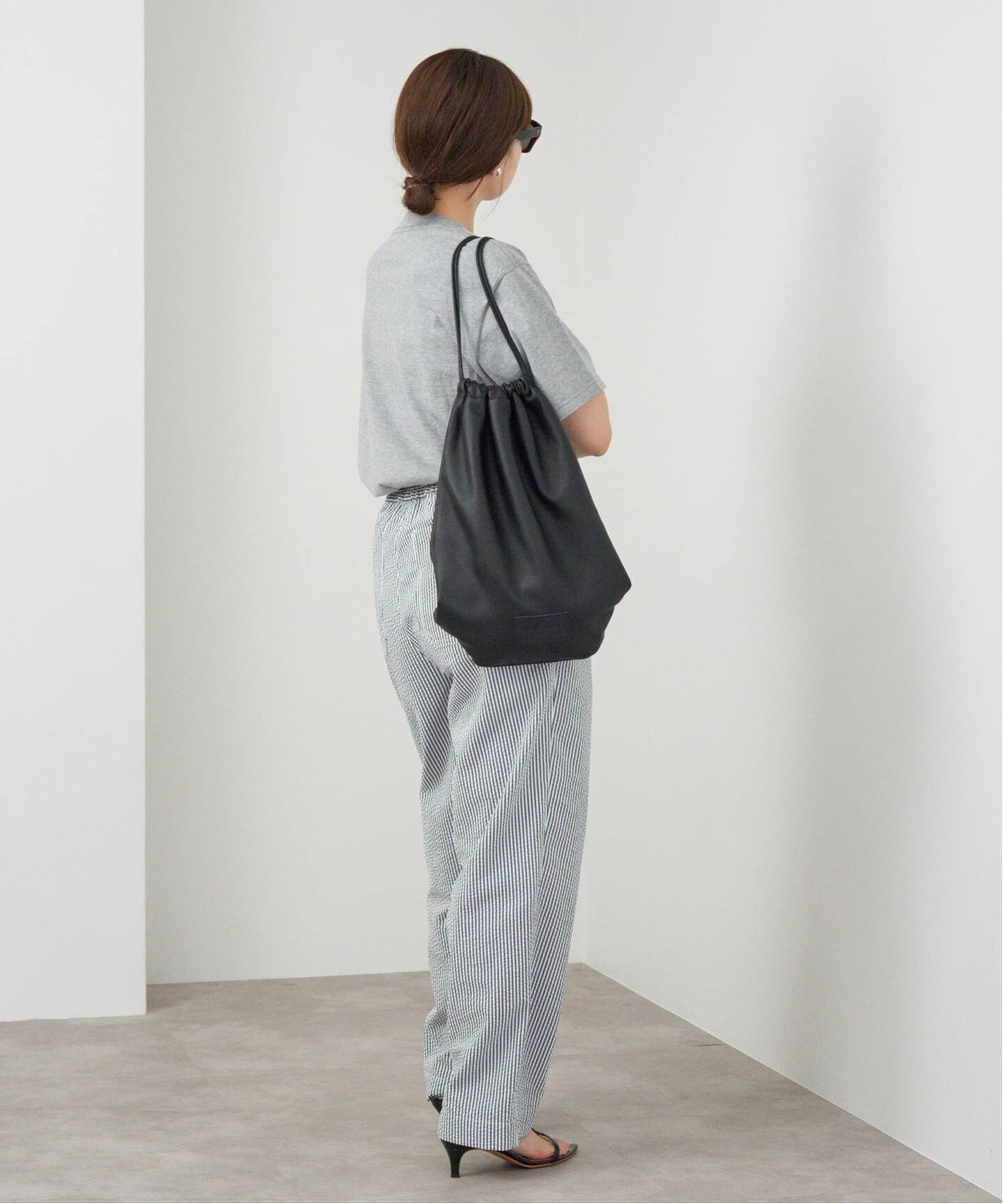 追加》BLACK ナップサック（バックパック／リュック）｜IENA