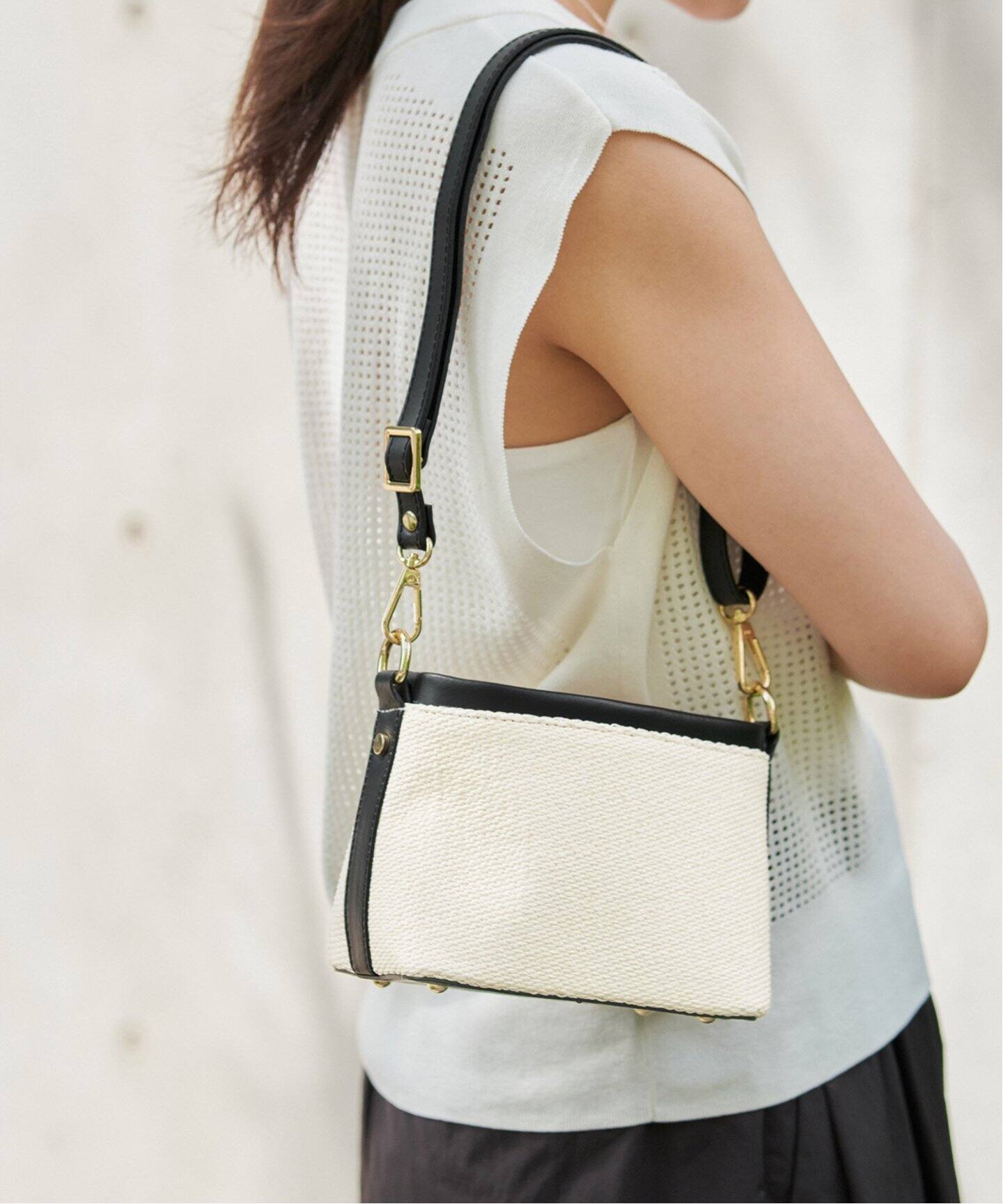 INNUE/イヌエ ラフィア ミニショルダーバッグ（ショルダーバッグ  