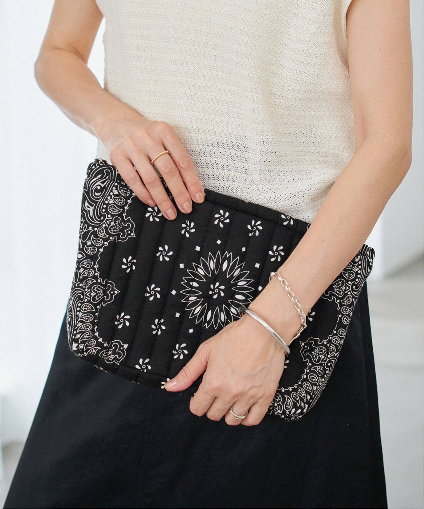 MALUS/マリュス BANDANA QUILTING POUCH ポーチ（ポーチ）｜IENA